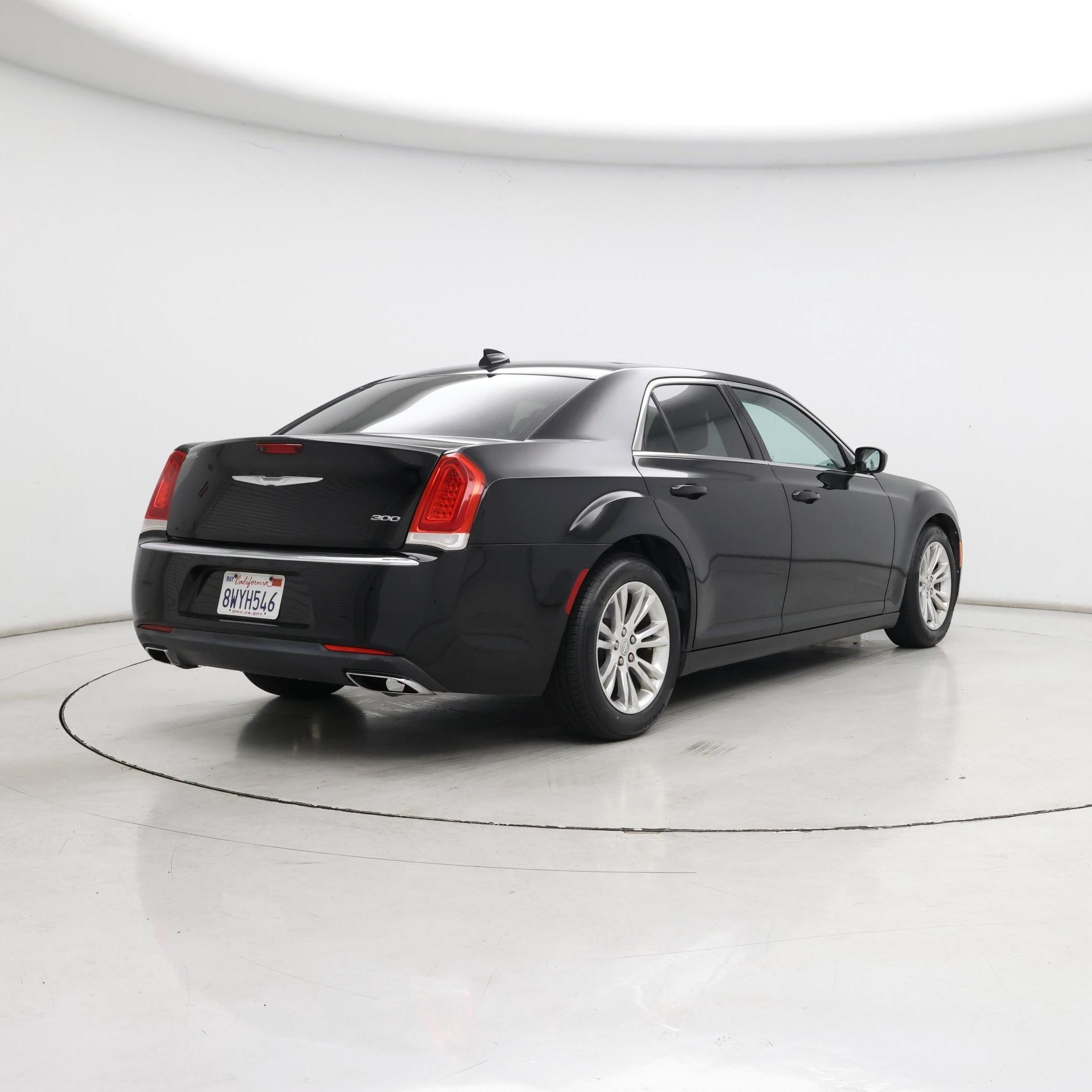 Thumbnail: 2017 Chrysler 300 - 8