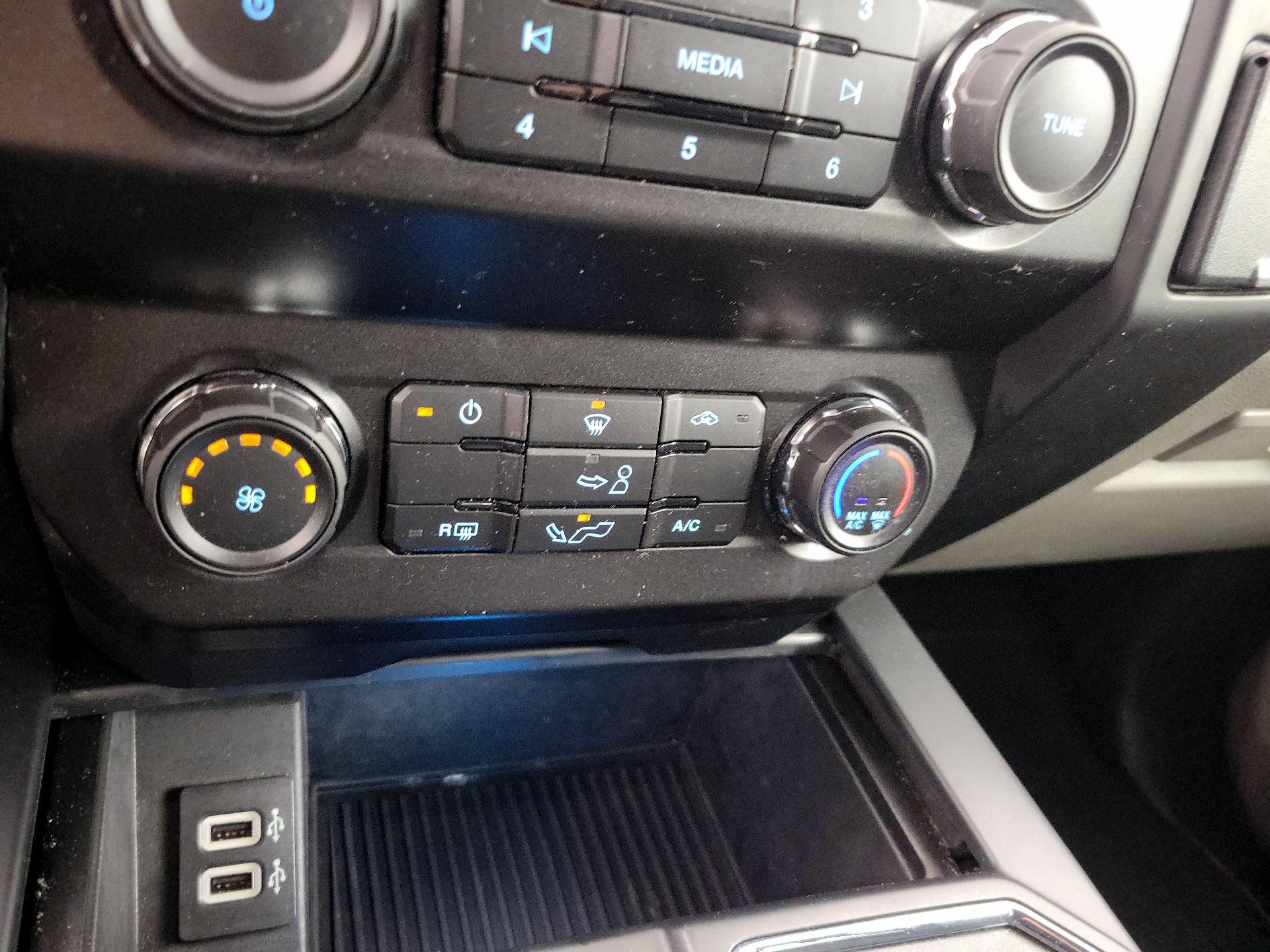 Thumbnail: 2019 Ford F-150 - 16