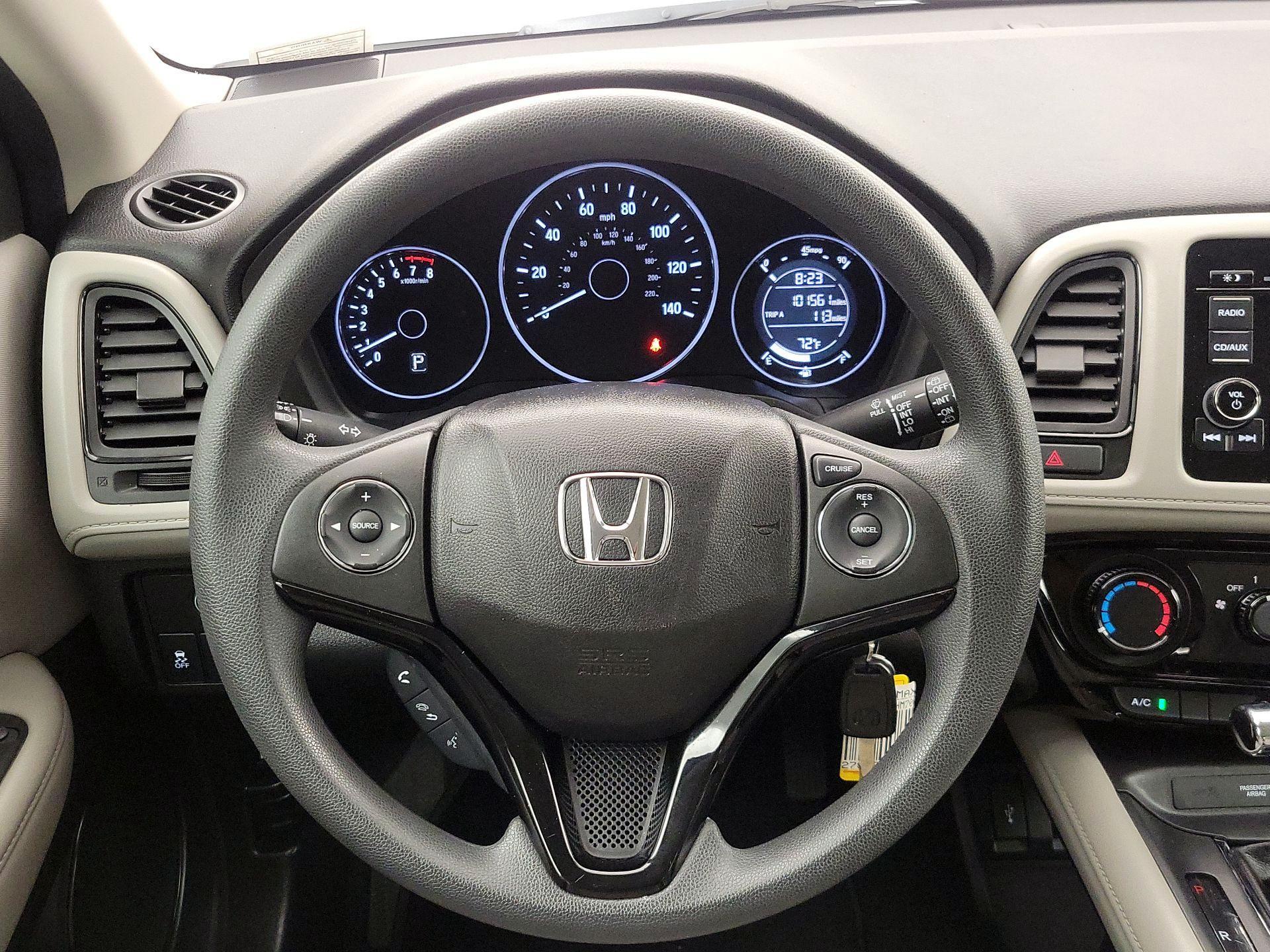 Thumbnail: 2017 Honda HR-V - 10