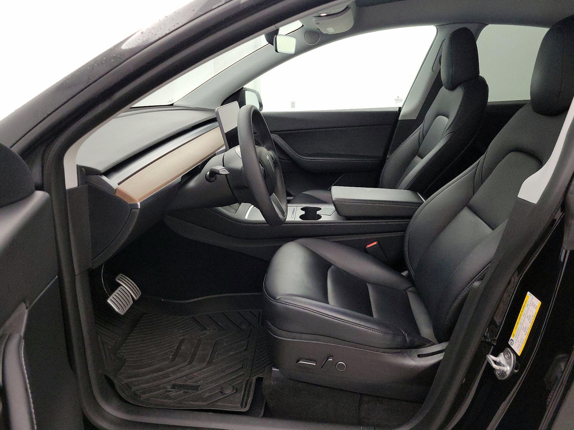 Thumbnail: 2022 Tesla Model Y - 11