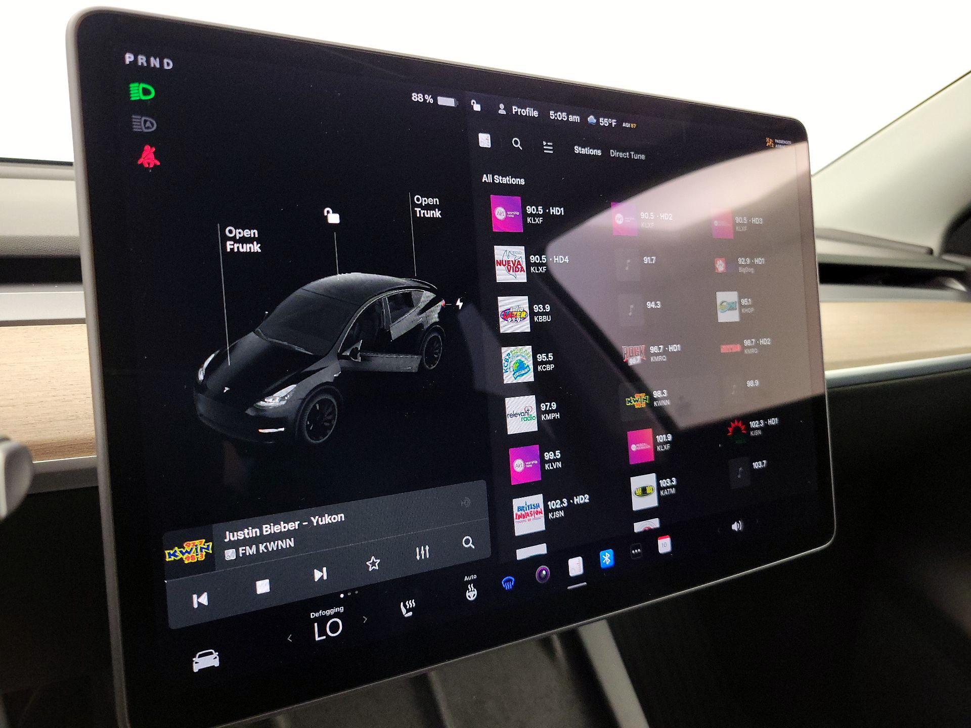 Thumbnail: 2022 Tesla Model Y - 15