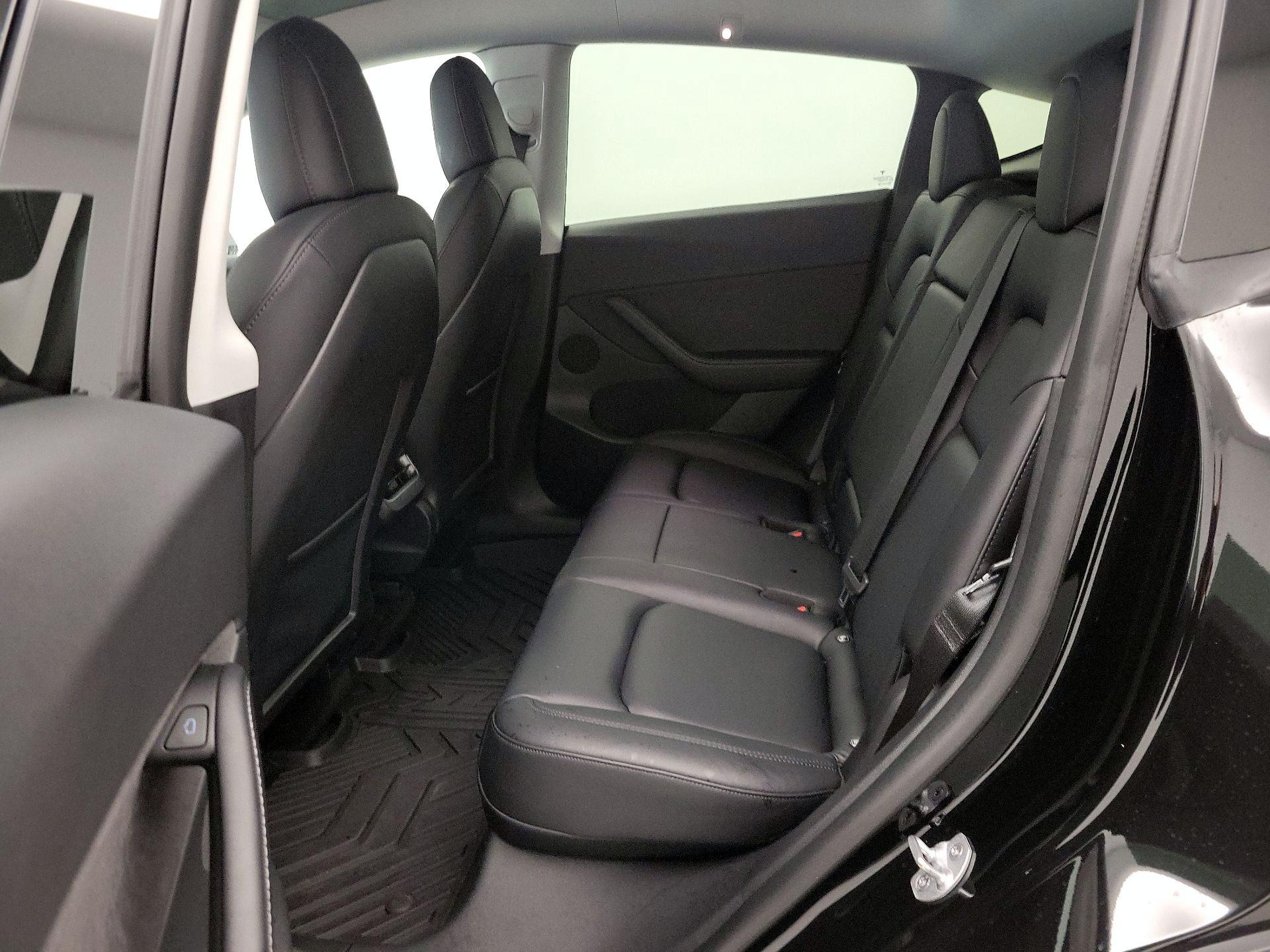 Thumbnail: 2022 Tesla Model Y - 19