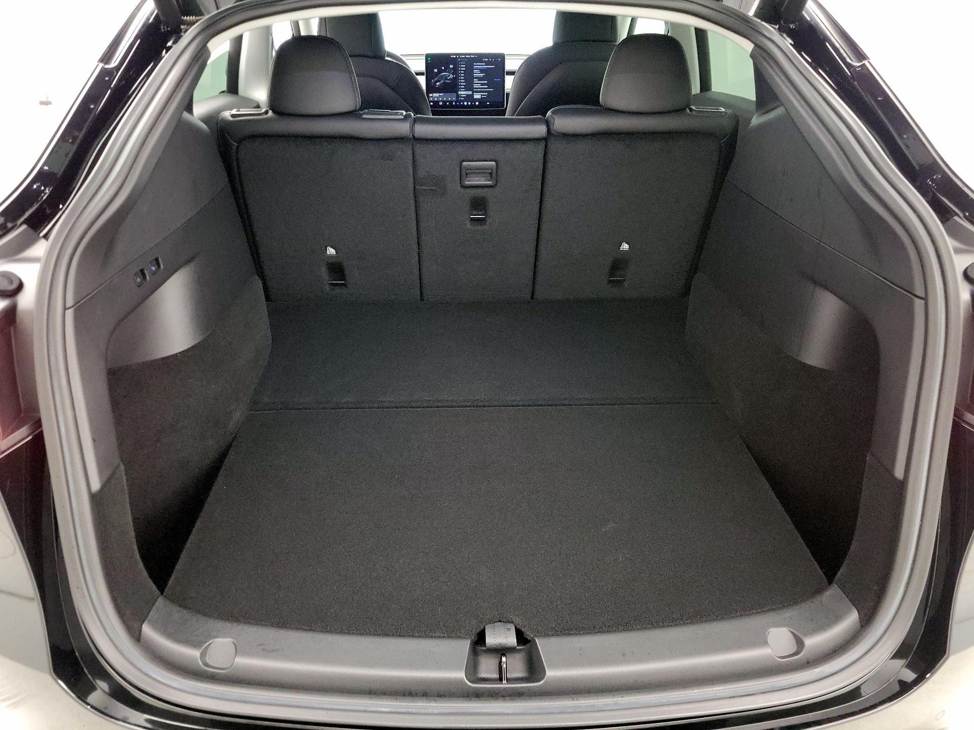 Thumbnail: 2022 Tesla Model Y - 20