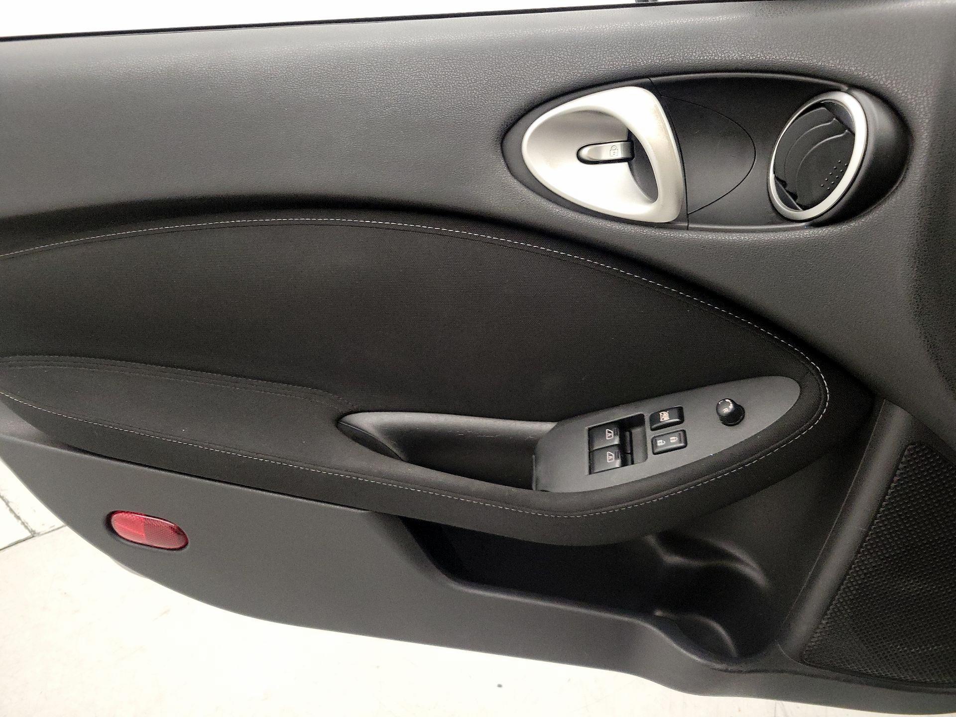 Thumbnail: 2016 Nissan Z - 12