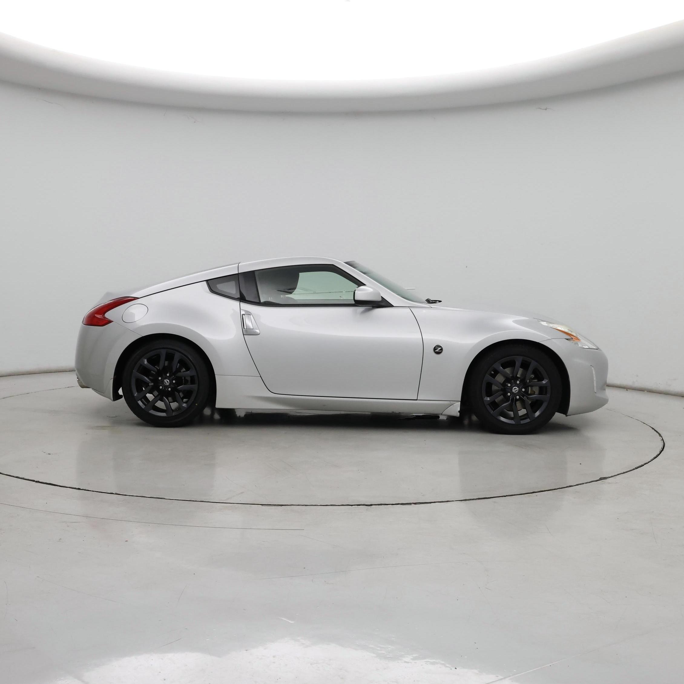 Thumbnail: 2016 Nissan Z - 7