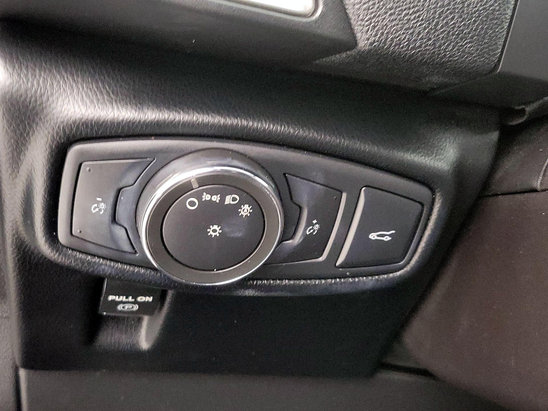 Thumbnail: 2016 Lincoln MKX - 13