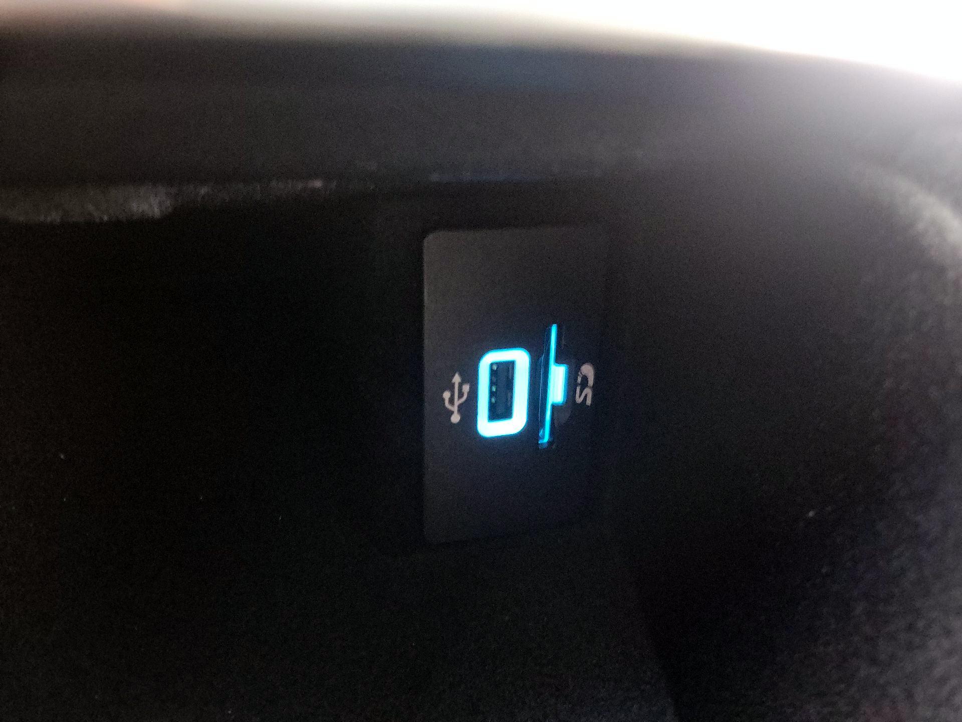 Thumbnail: 2016 Lincoln MKX - 18