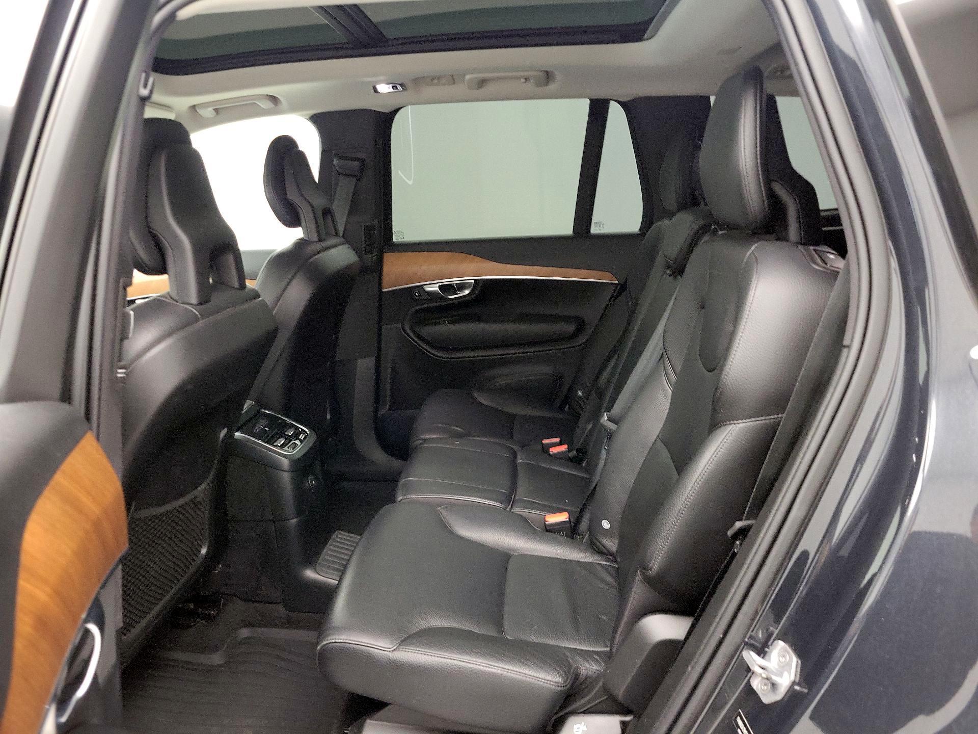 Thumbnail: 2021 Volvo XC90 - 20