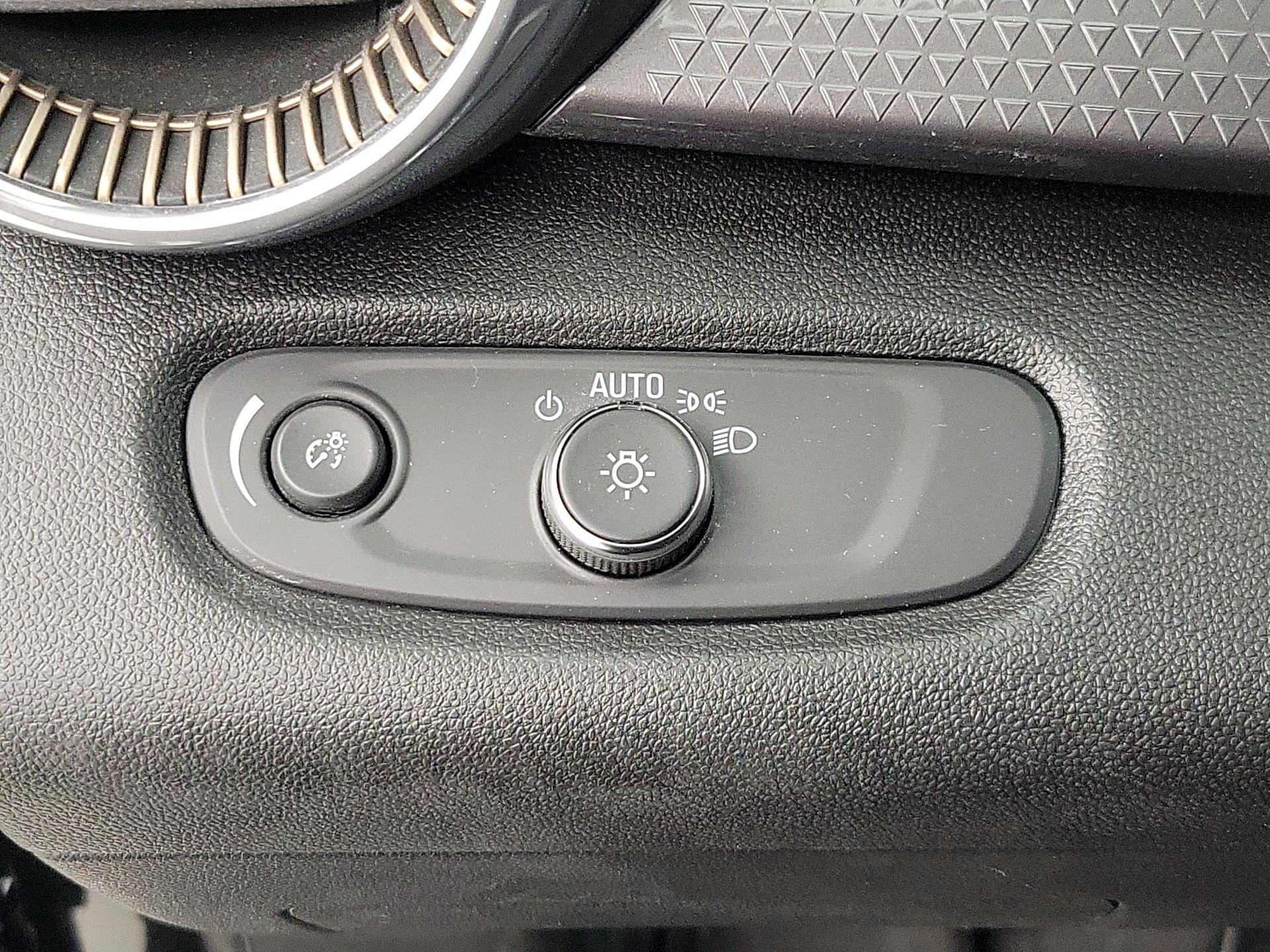 Thumbnail: 2025 Chevrolet Trax - 13