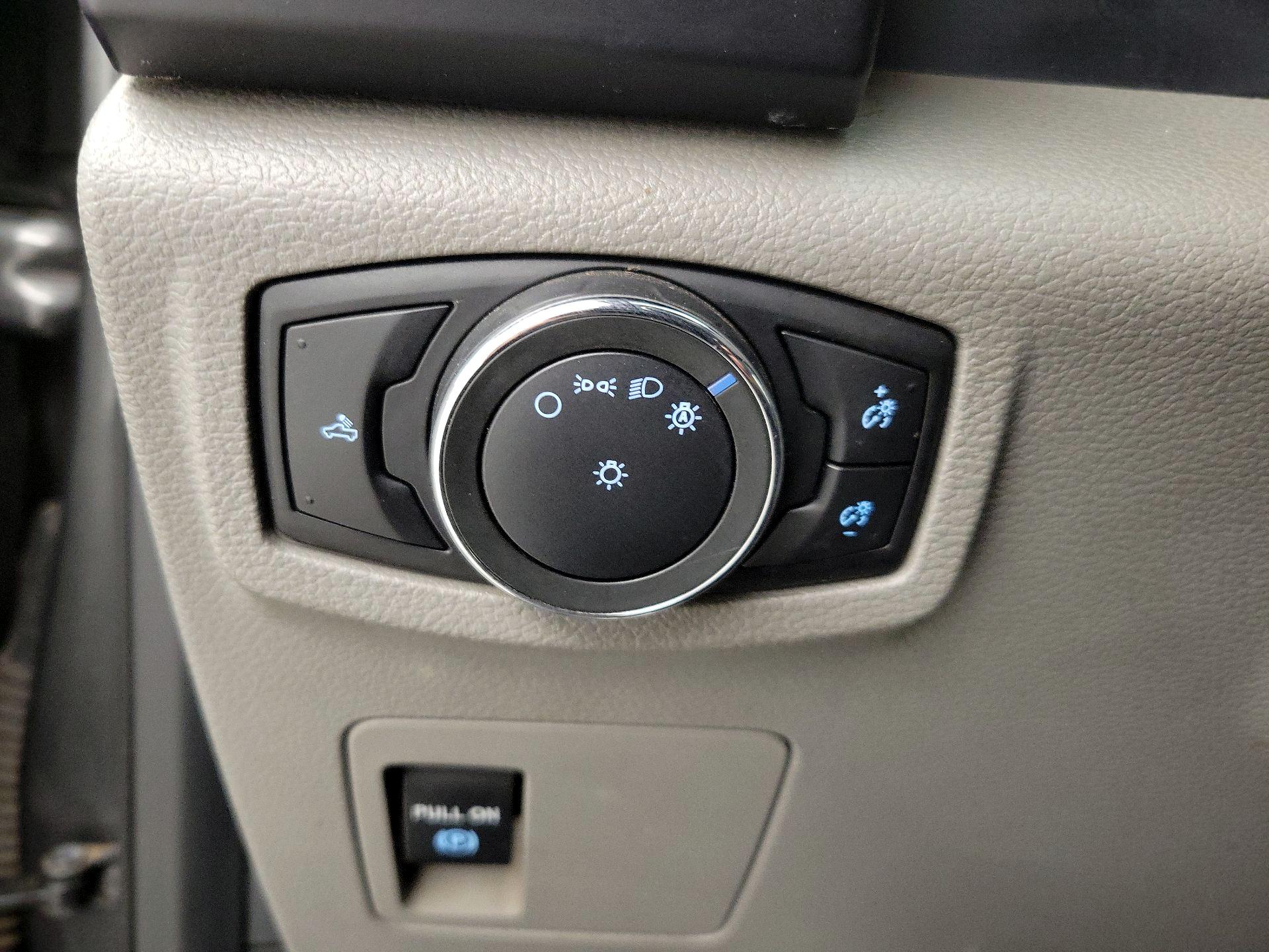 Thumbnail: 2017 Ford F-150 - 13