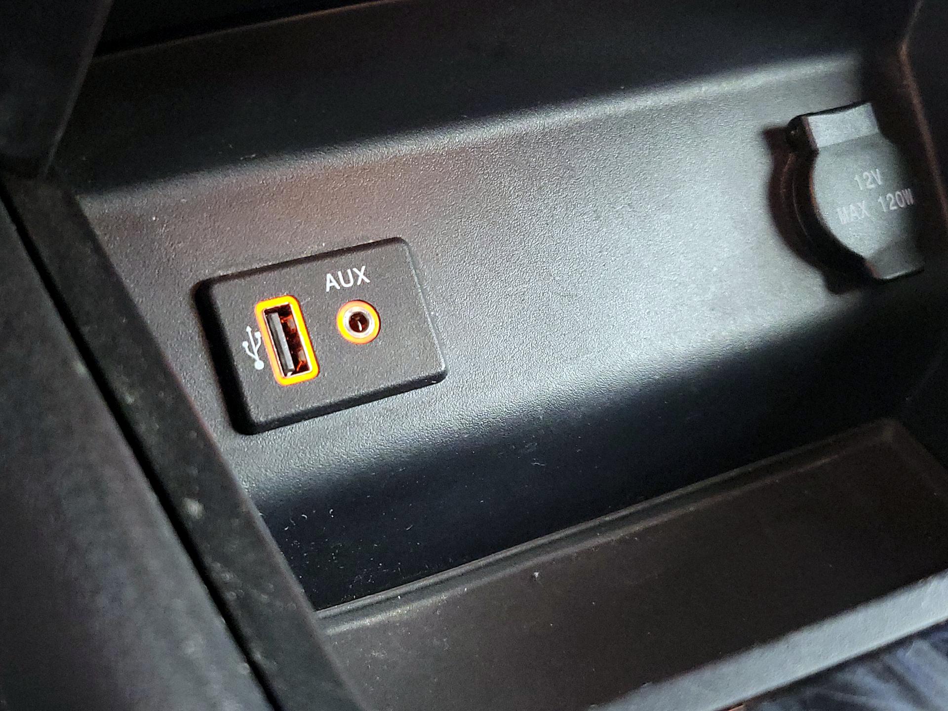 Thumbnail: 2017 Nissan Altima - 18