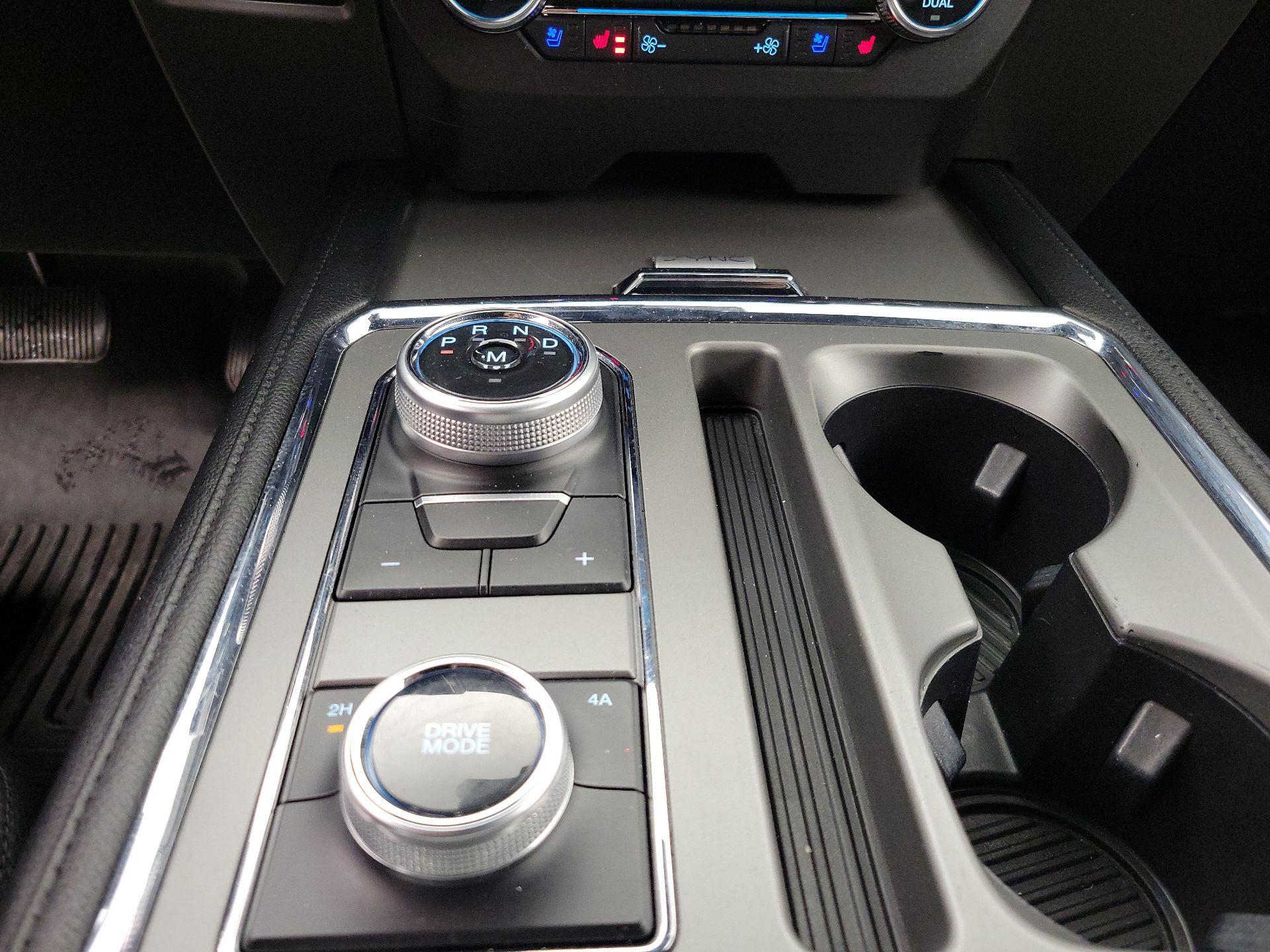 Thumbnail: 2018 Ford Expedition - 18