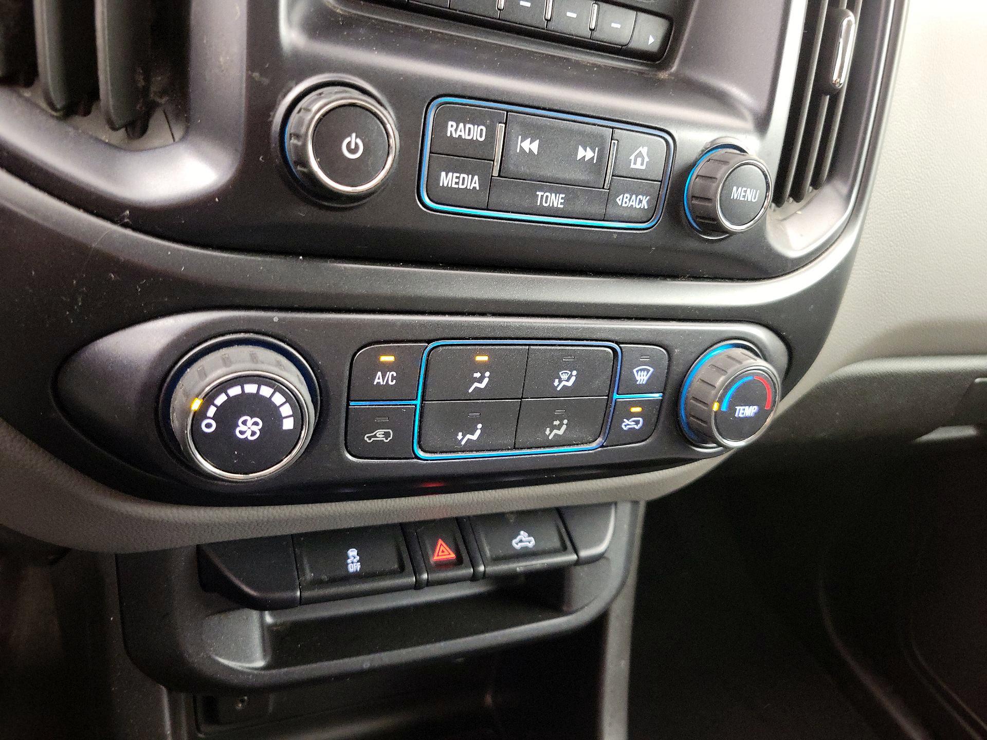 Thumbnail: 2016 Chevrolet Colorado - 16