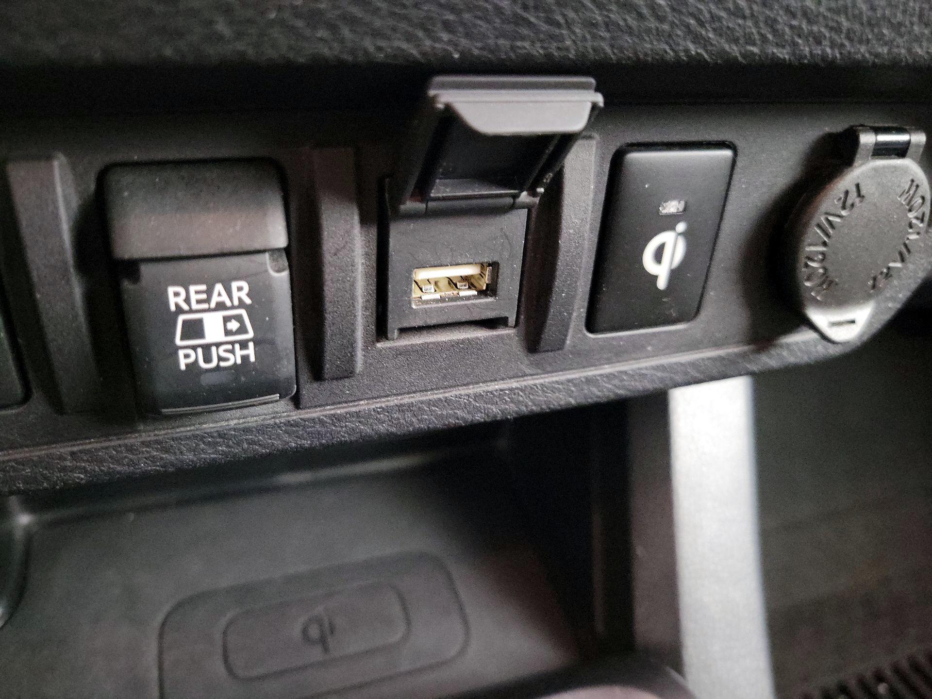 Thumbnail: 2020 Toyota Tacoma - 18