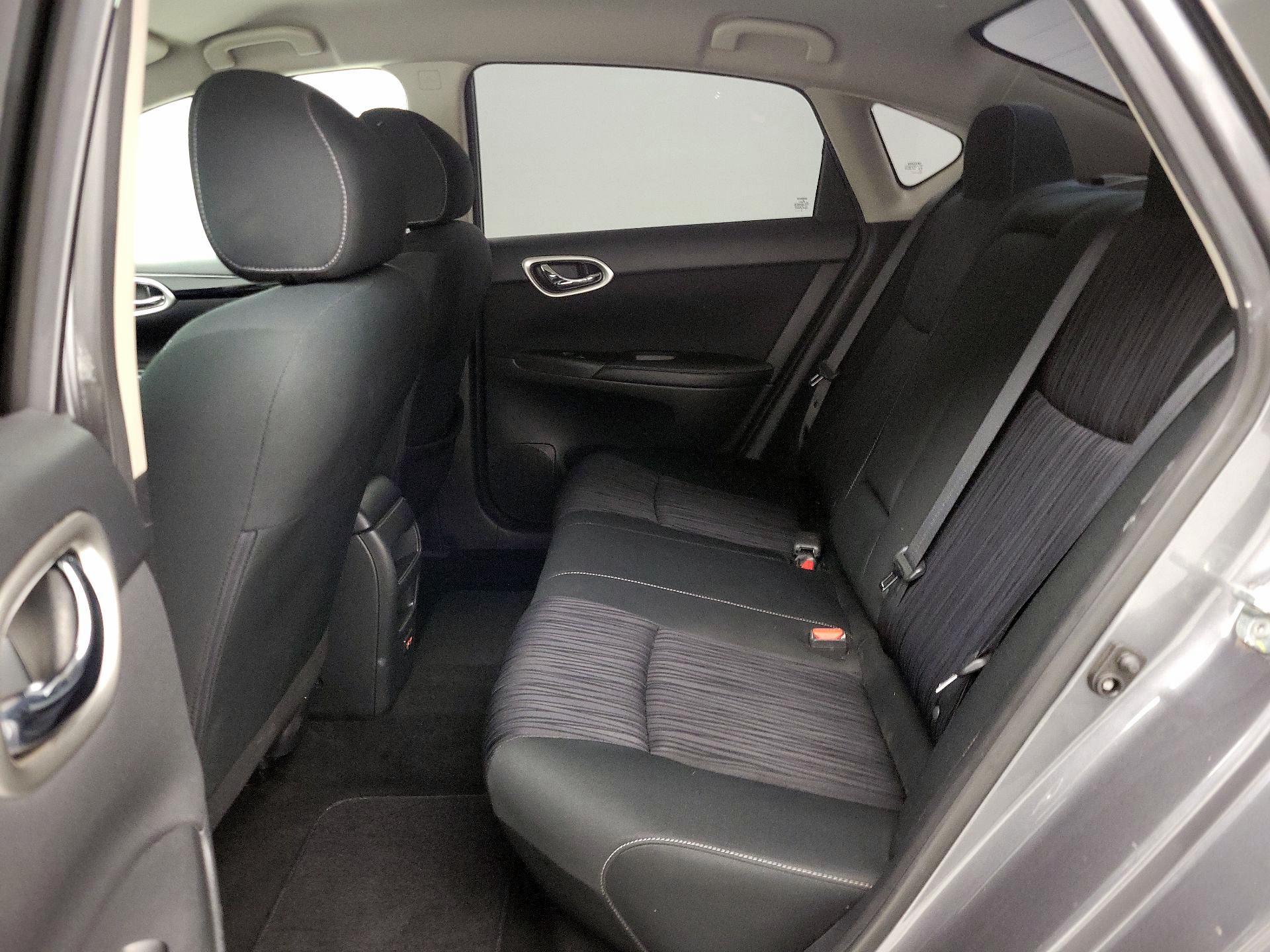 Thumbnail: 2019 Nissan Sentra - 19