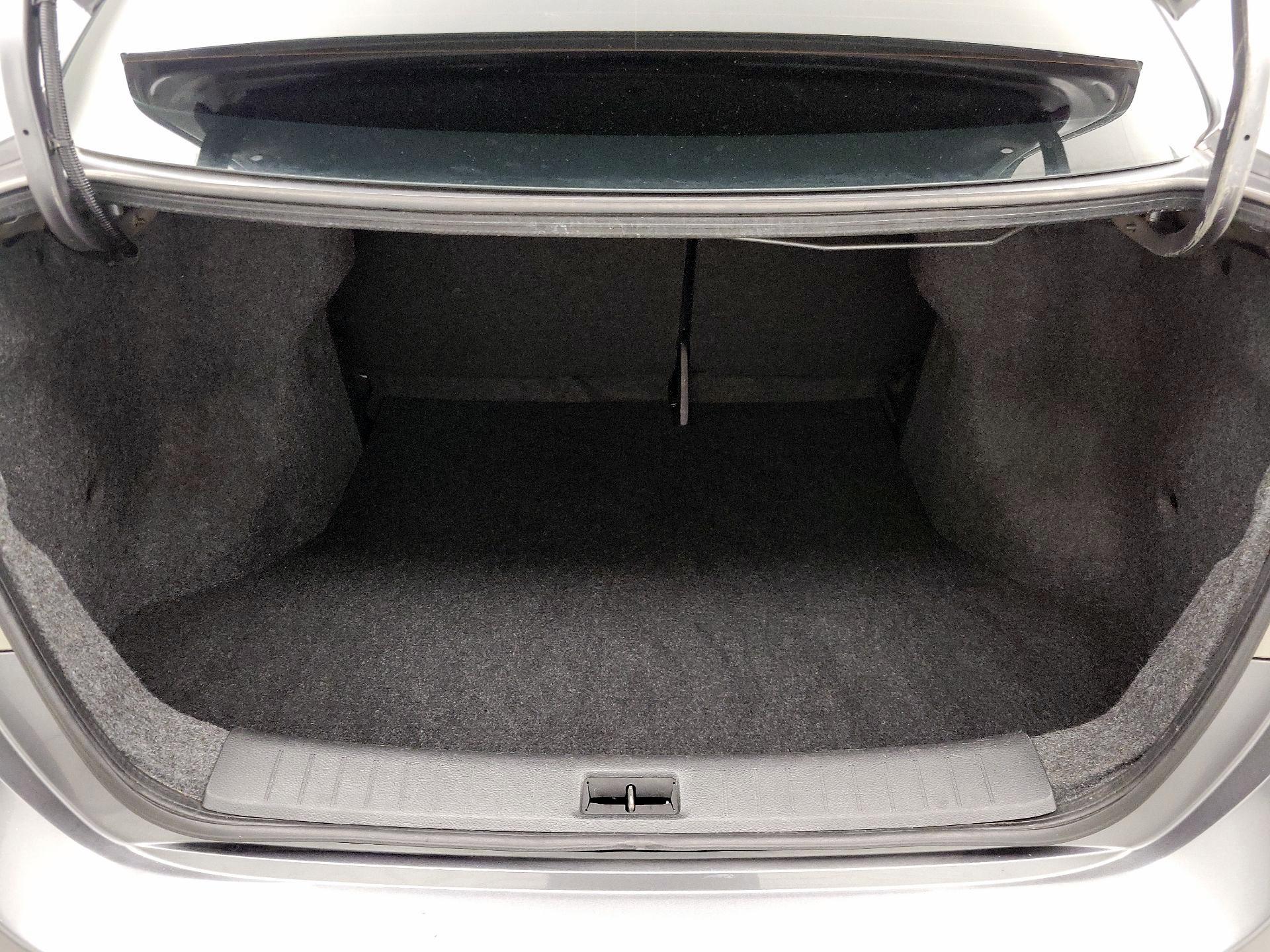 Thumbnail: 2019 Nissan Sentra - 20