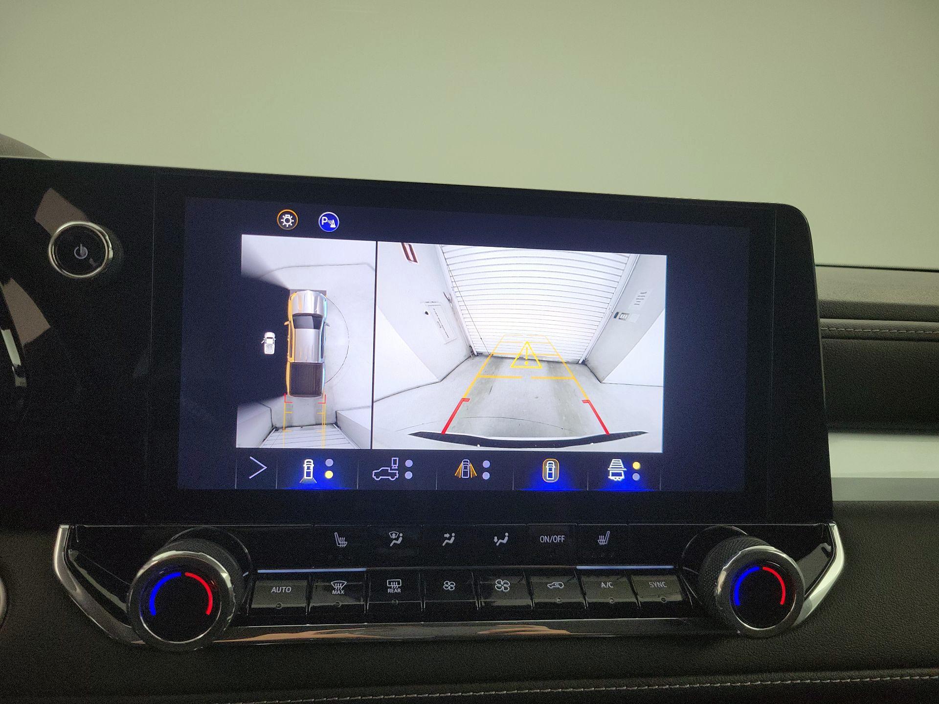 Thumbnail: 2024 Chevrolet Colorado - 15