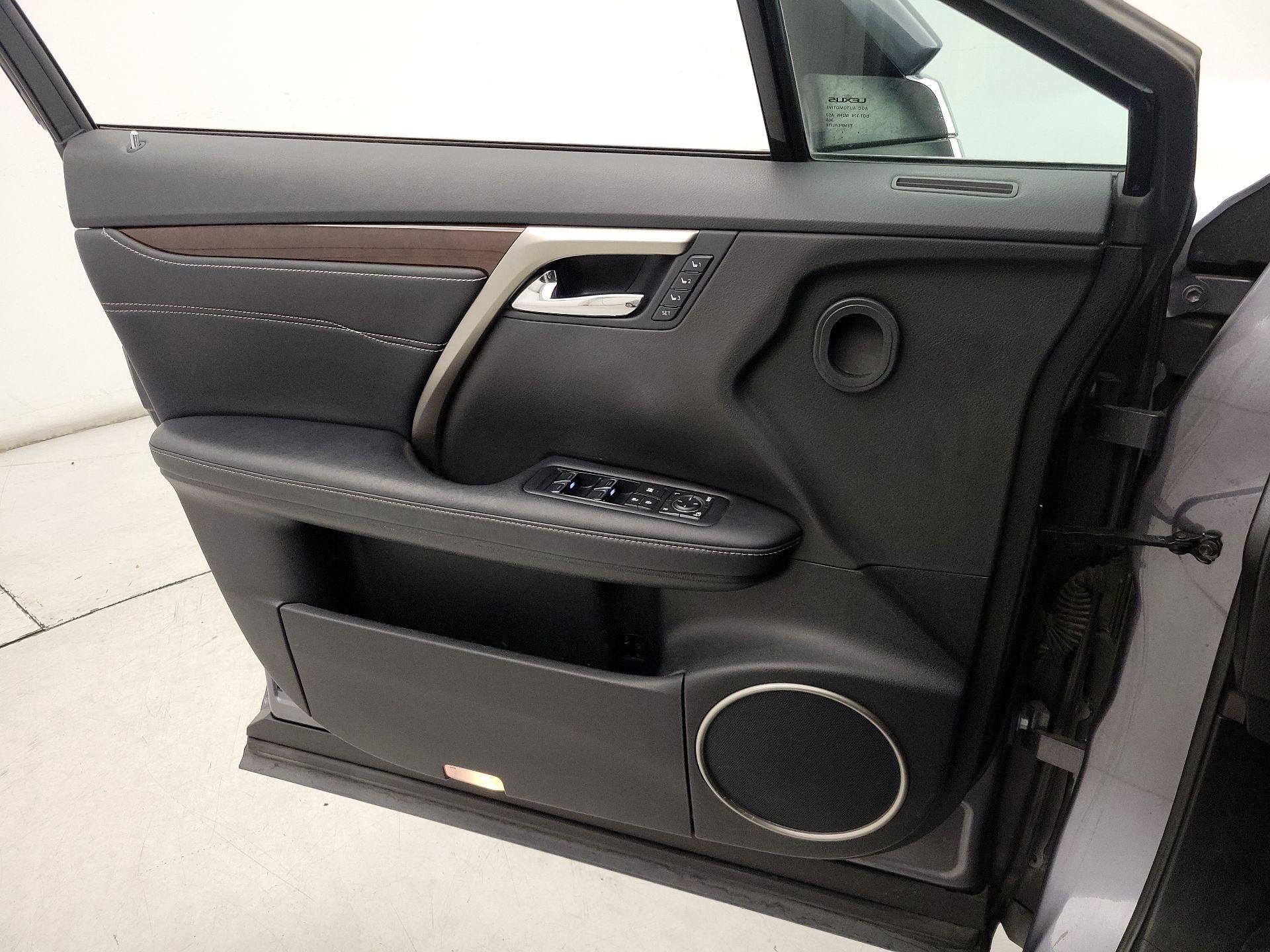 Thumbnail: 2016 Lexus RX - 12