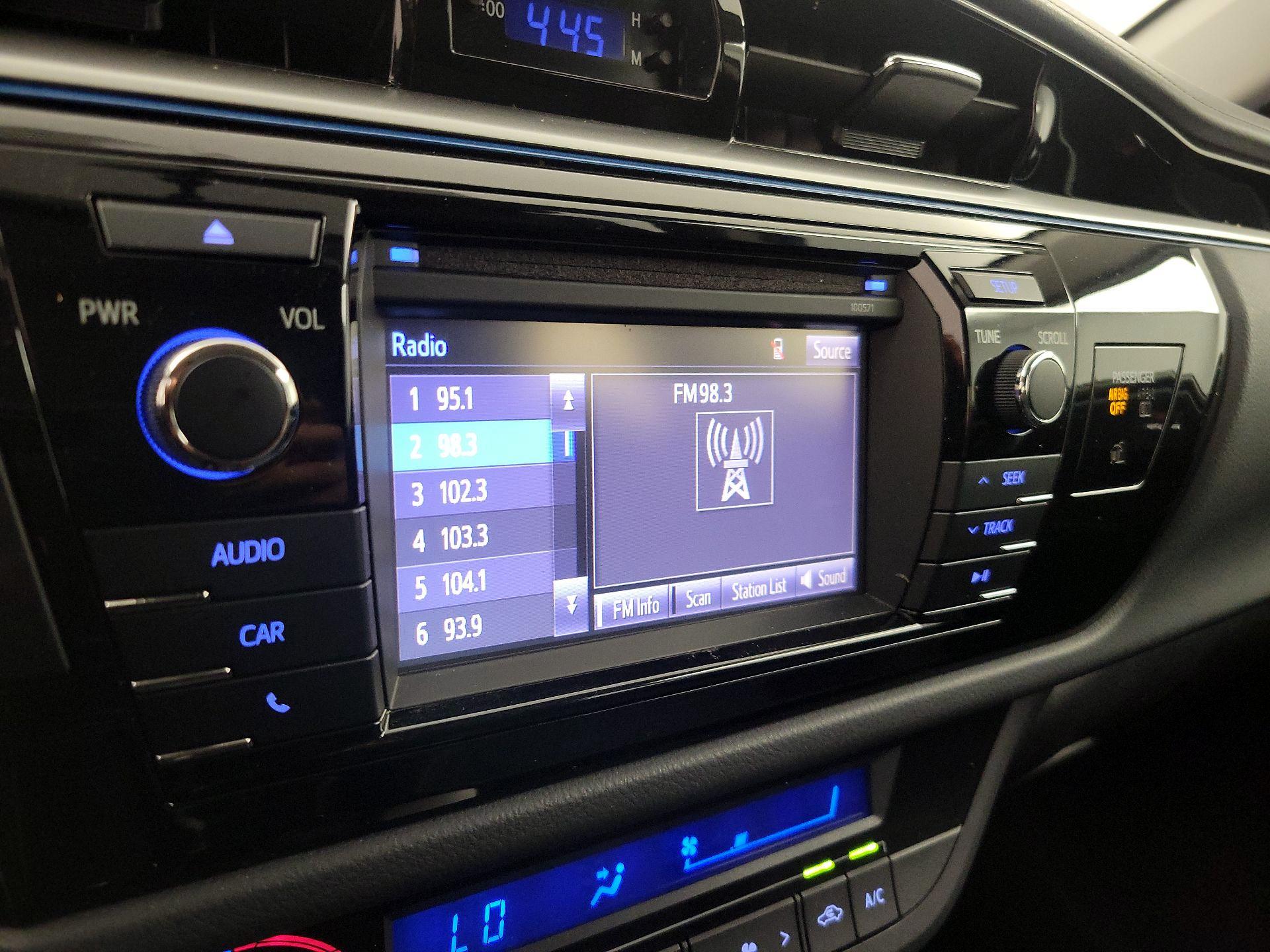 Thumbnail: 2016 Toyota Corolla - 15