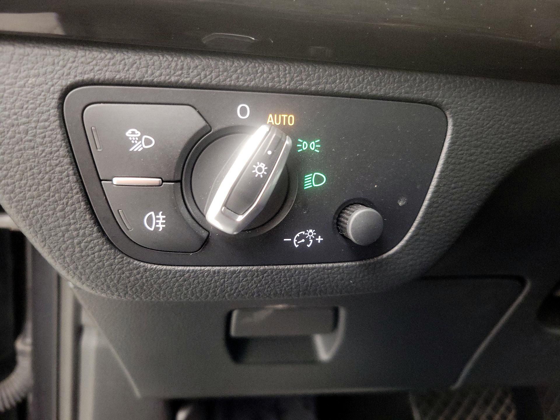 Thumbnail: 2020 Audi Q5 - 13