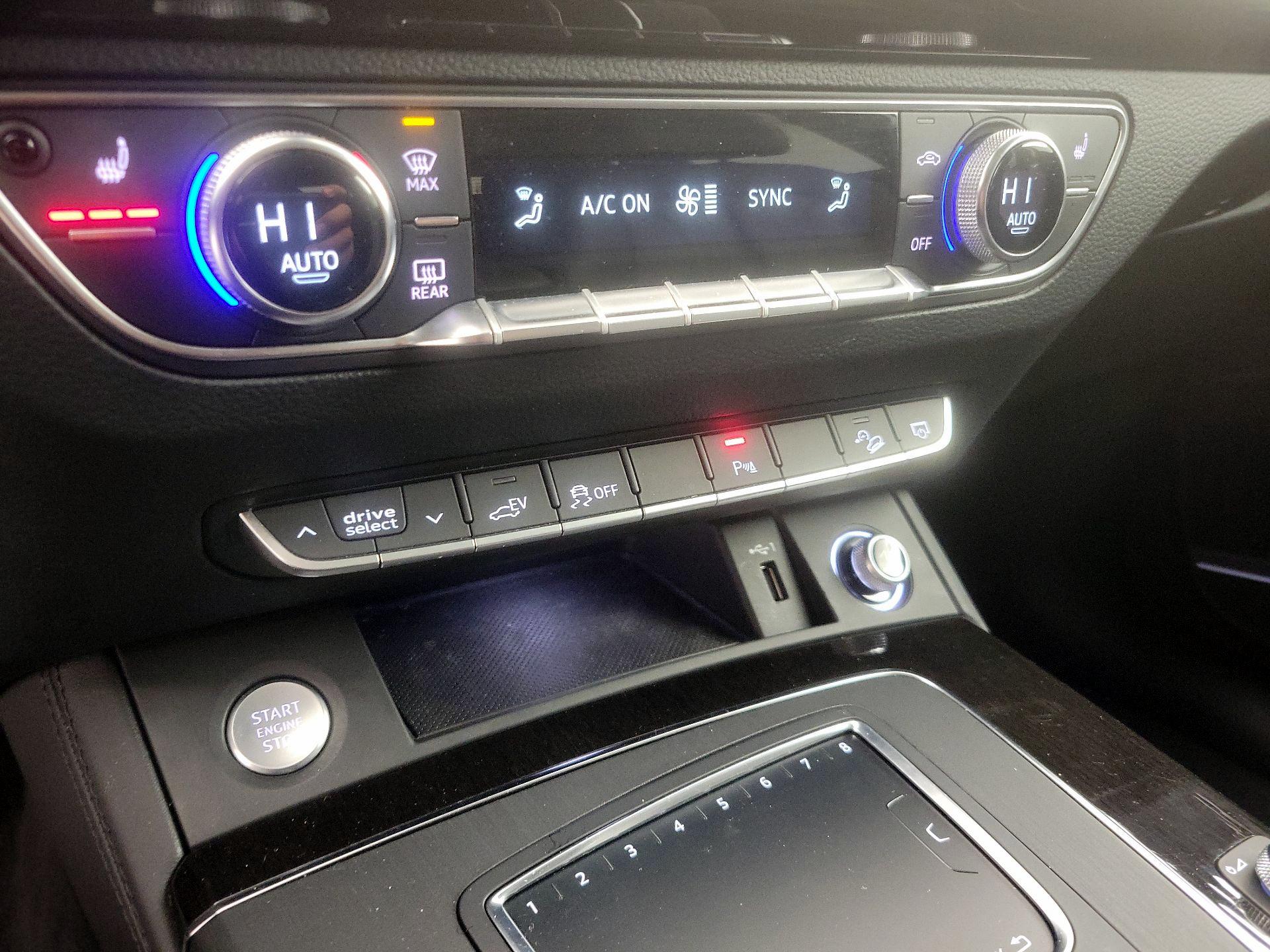 Thumbnail: 2020 Audi Q5 - 17