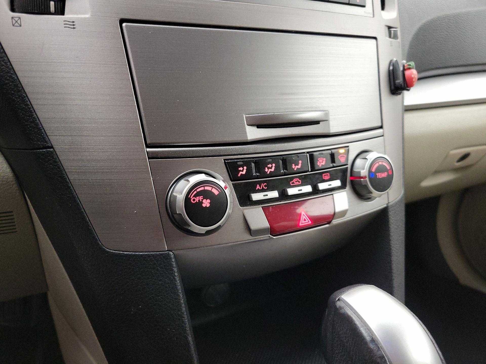 Thumbnail: 2014 Subaru Outback - 15