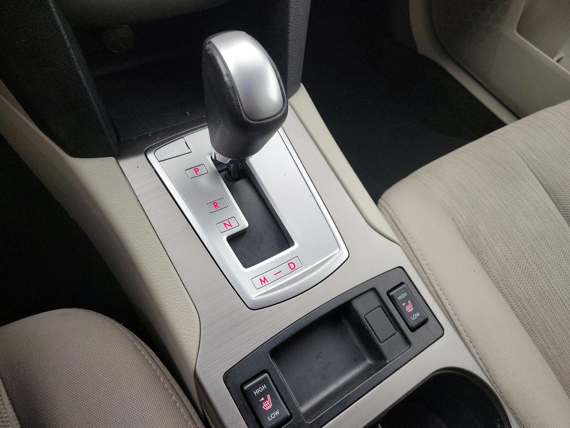 Thumbnail: 2014 Subaru Outback - 16