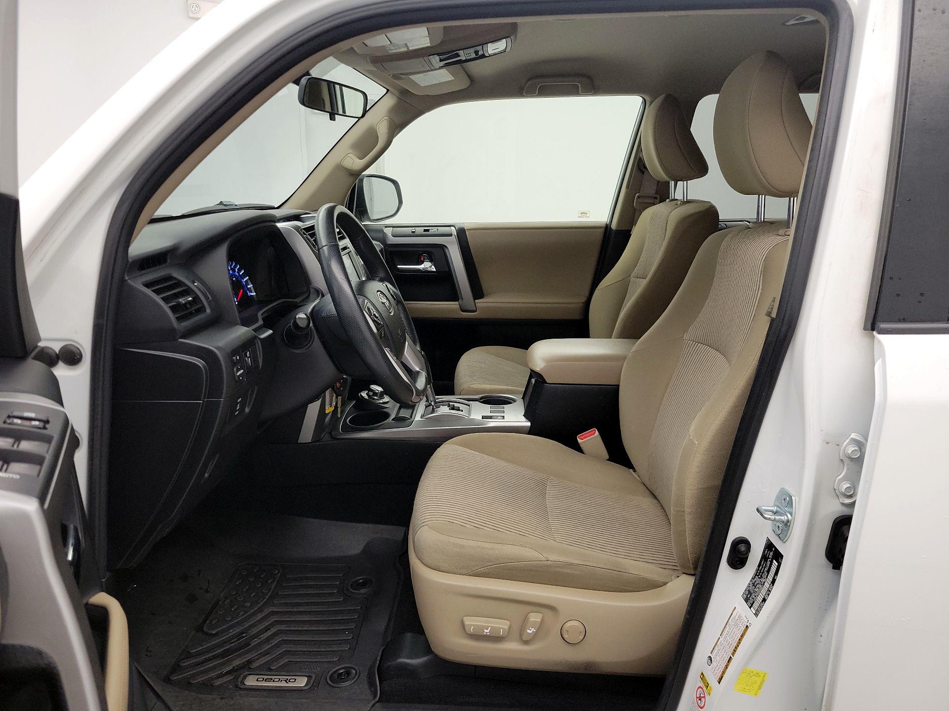 Thumbnail: 2016 Toyota 4Runner - 11