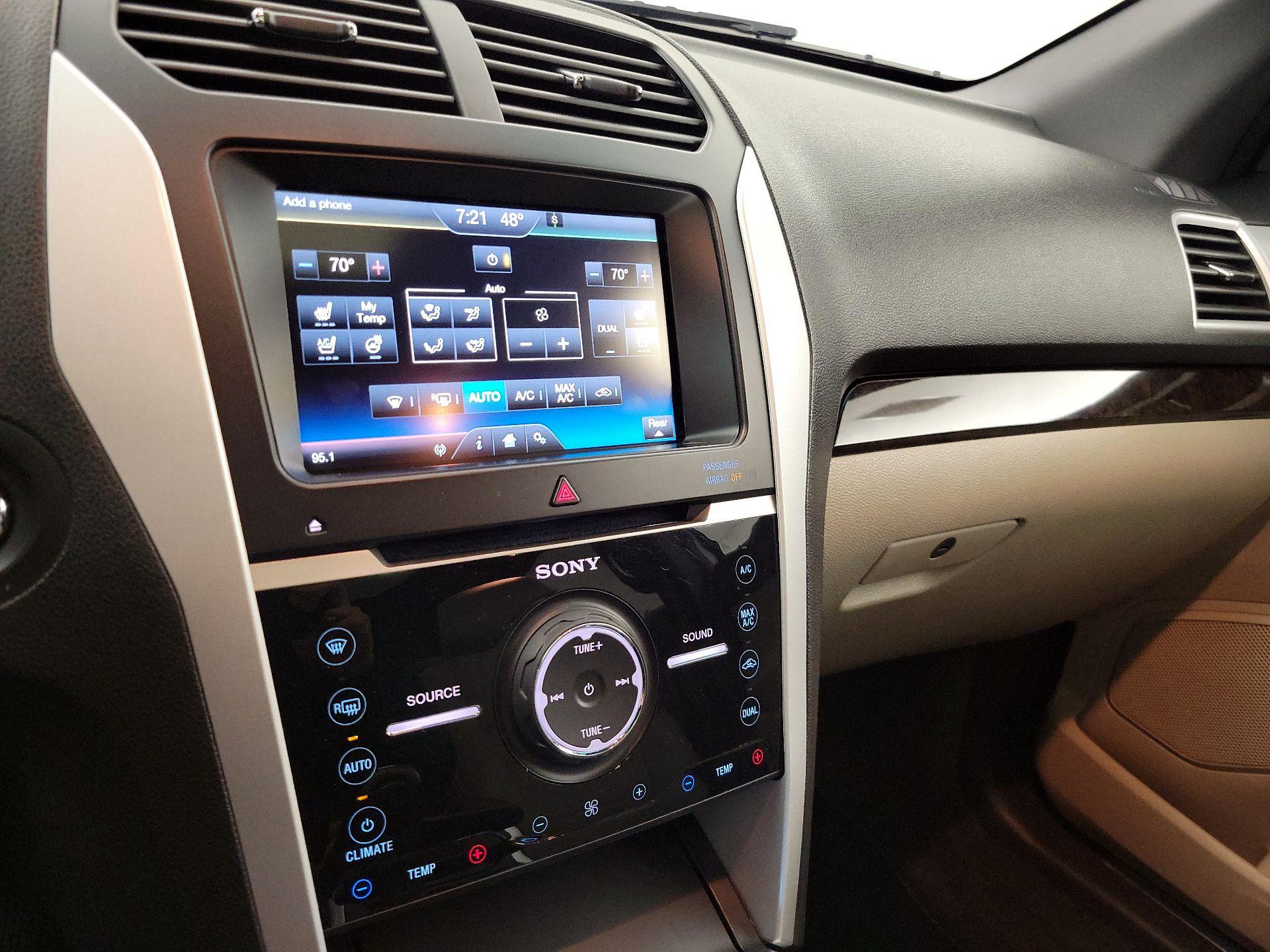 Thumbnail: 2014 Ford Explorer - 17