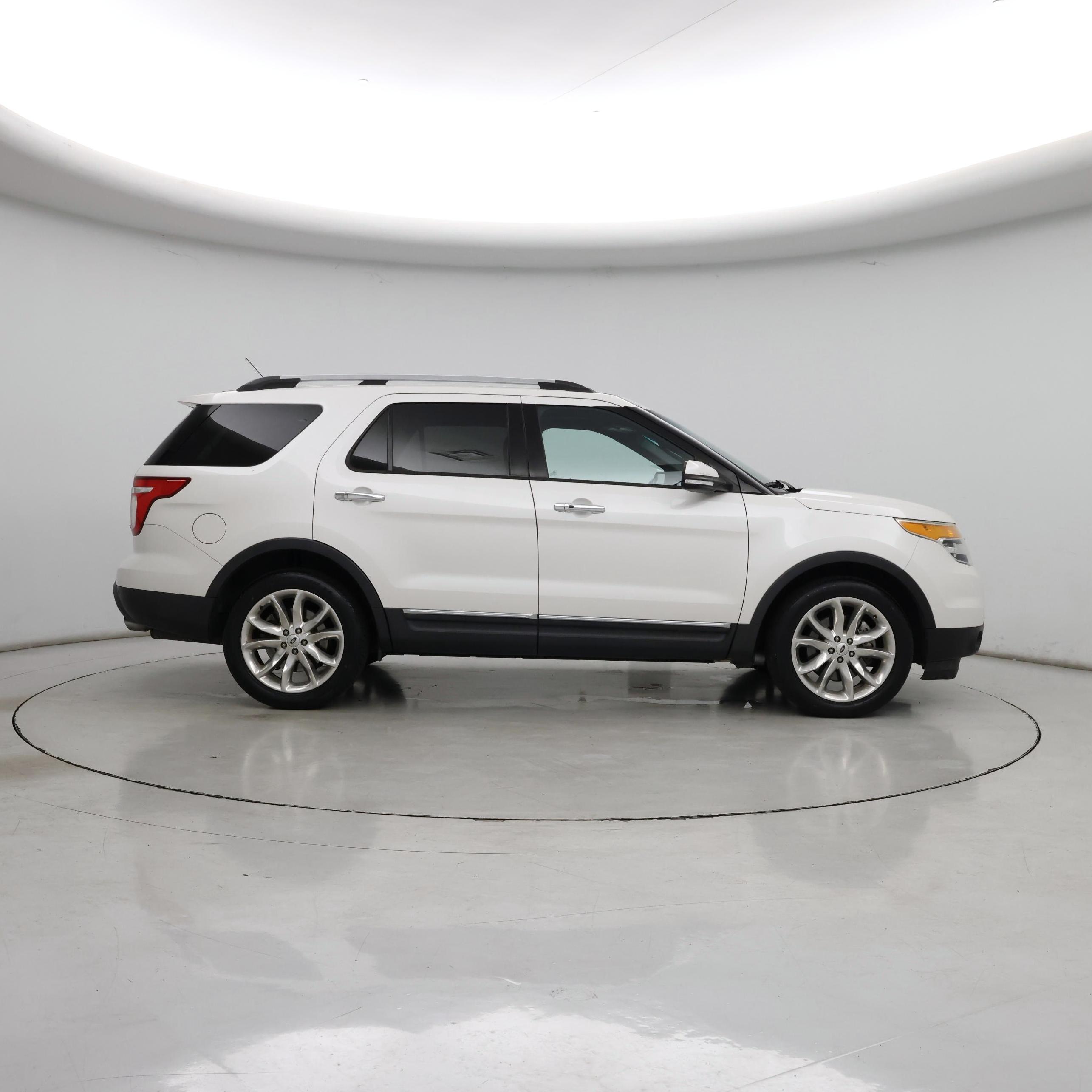 Thumbnail: 2014 Ford Explorer - 7
