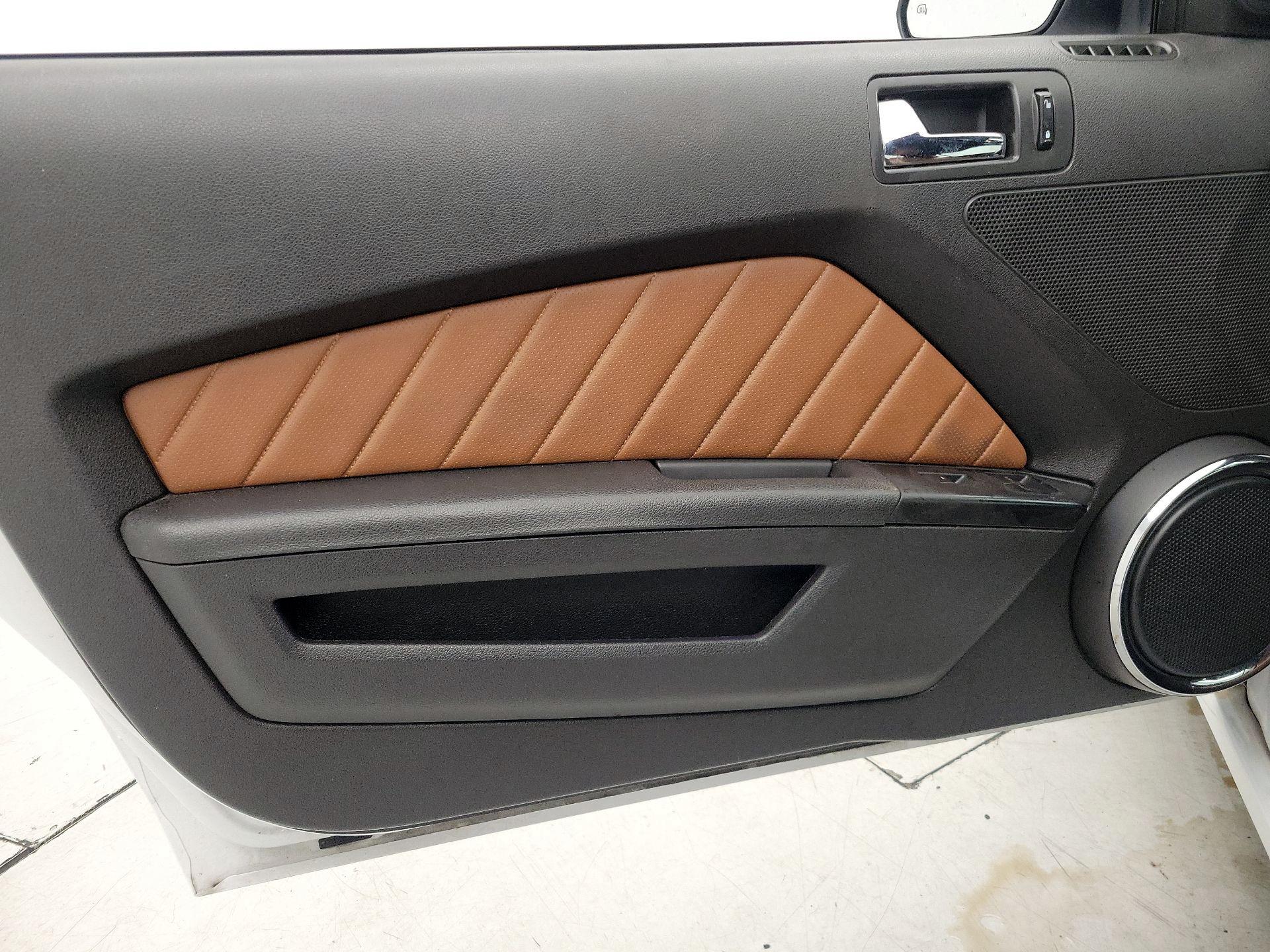 Thumbnail: 2014 Ford Mustang - 12