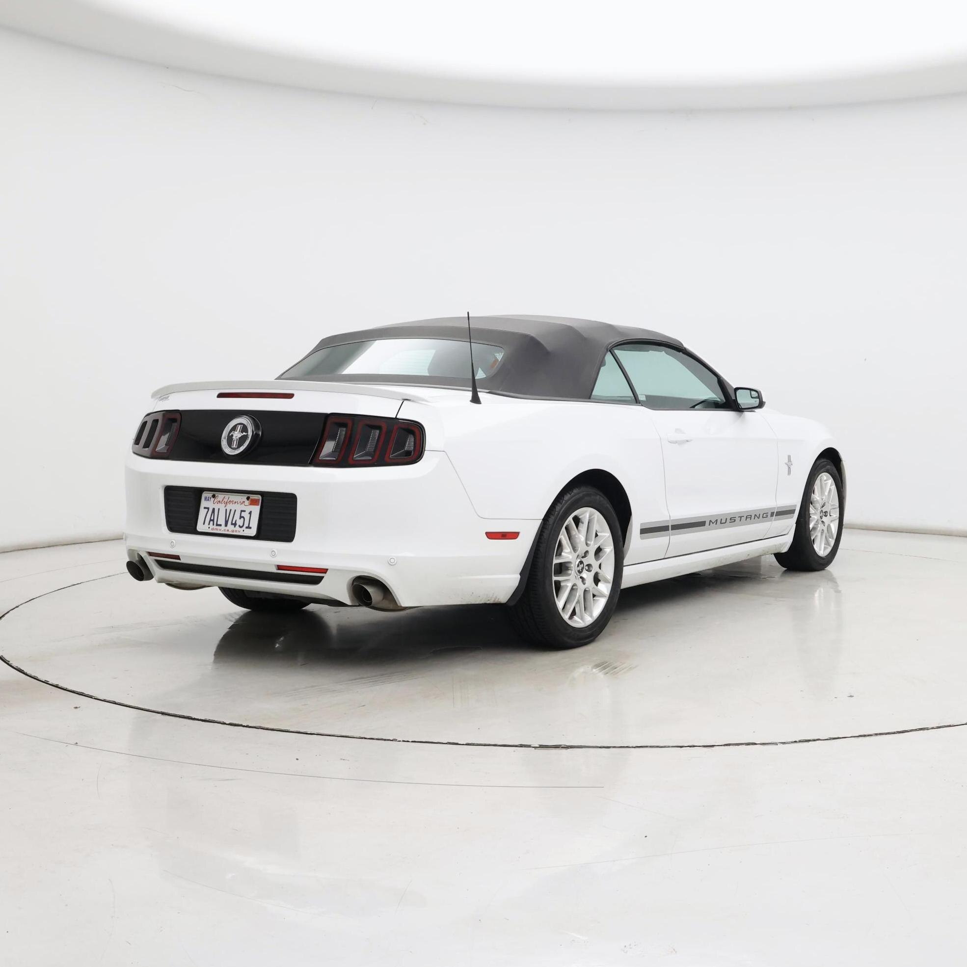 Thumbnail: 2014 Ford Mustang - 8