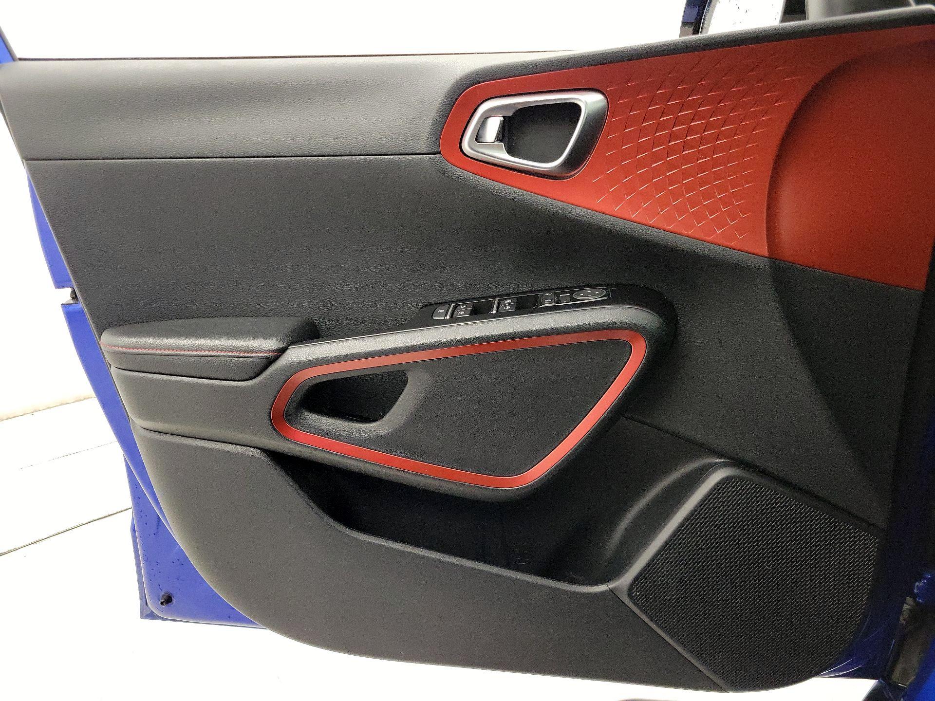 Thumbnail: 2023 Kia Soul - 12