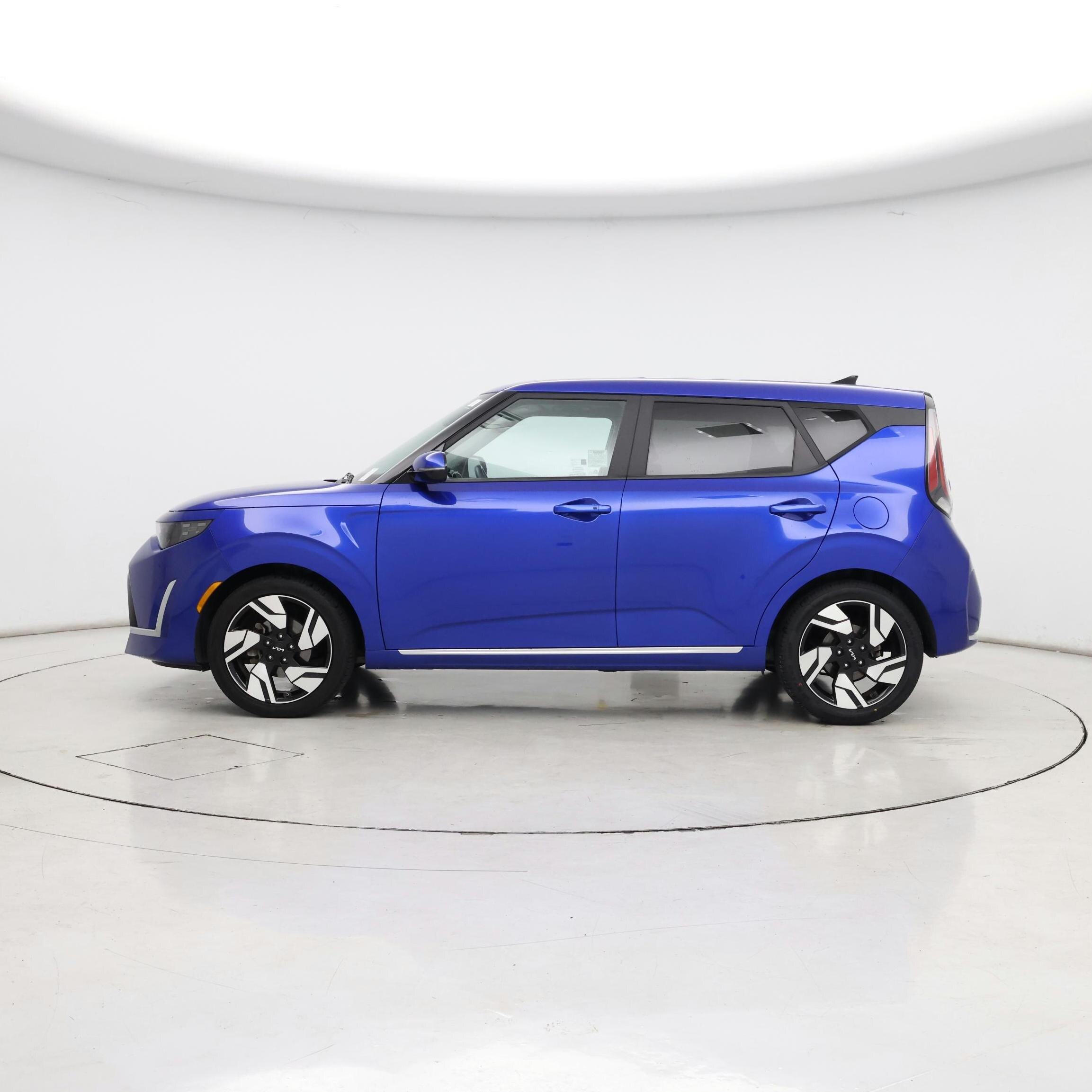 Thumbnail: 2023 Kia Soul - 3