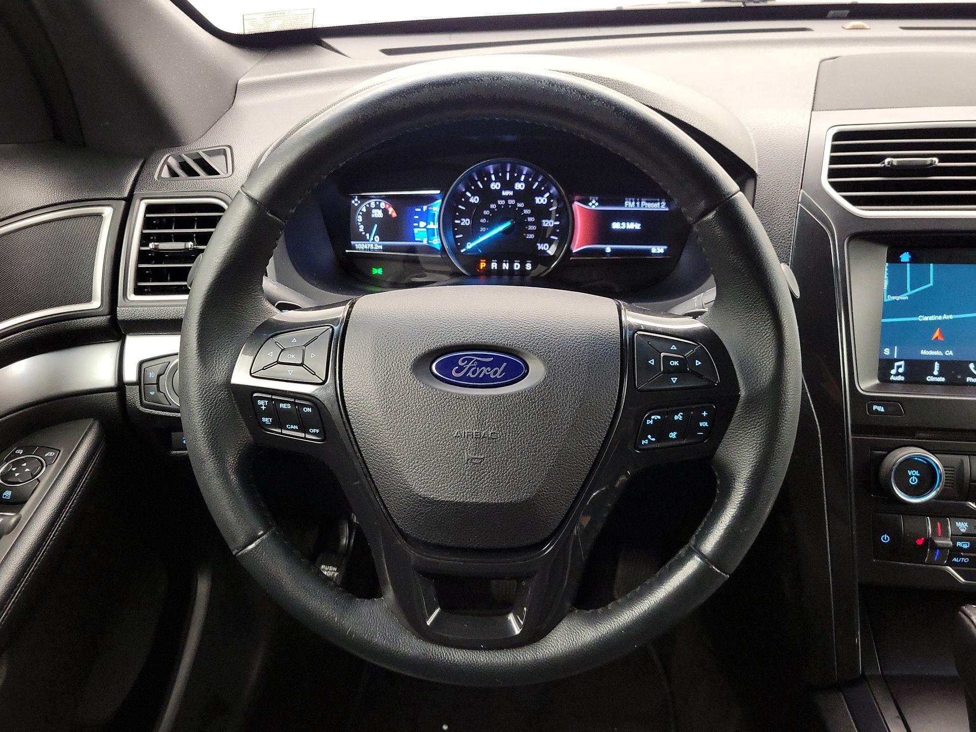 Thumbnail: 2017 Ford Explorer - 10