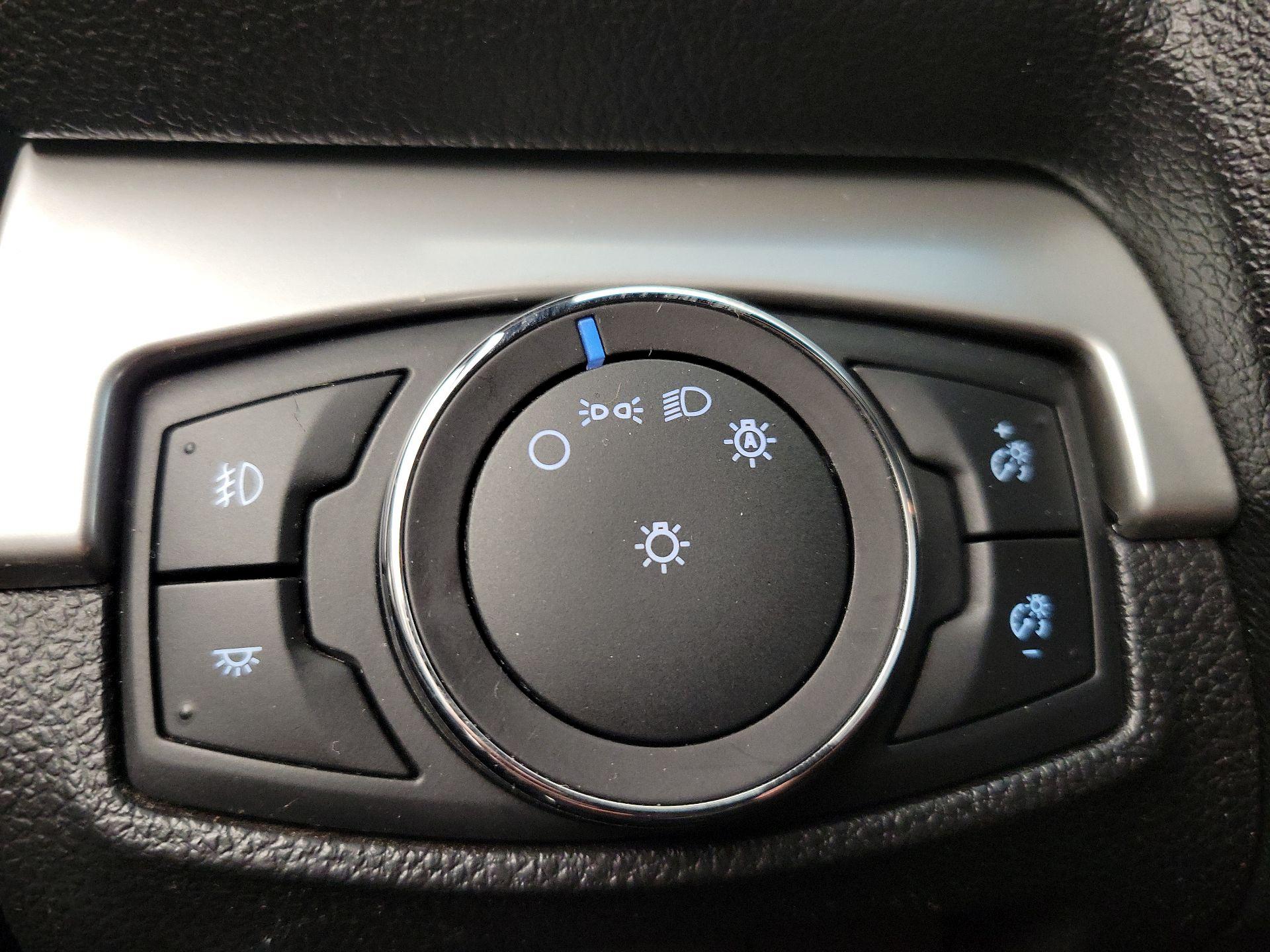 Thumbnail: 2017 Ford Explorer - 13