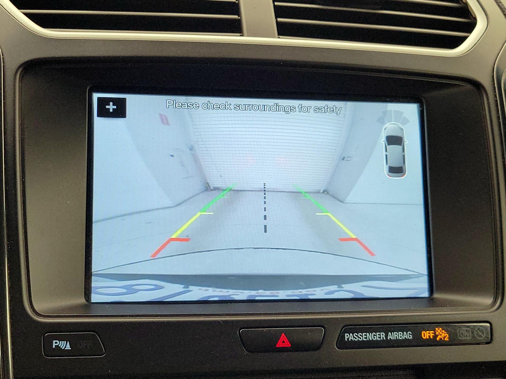 Thumbnail: 2017 Ford Explorer - 15