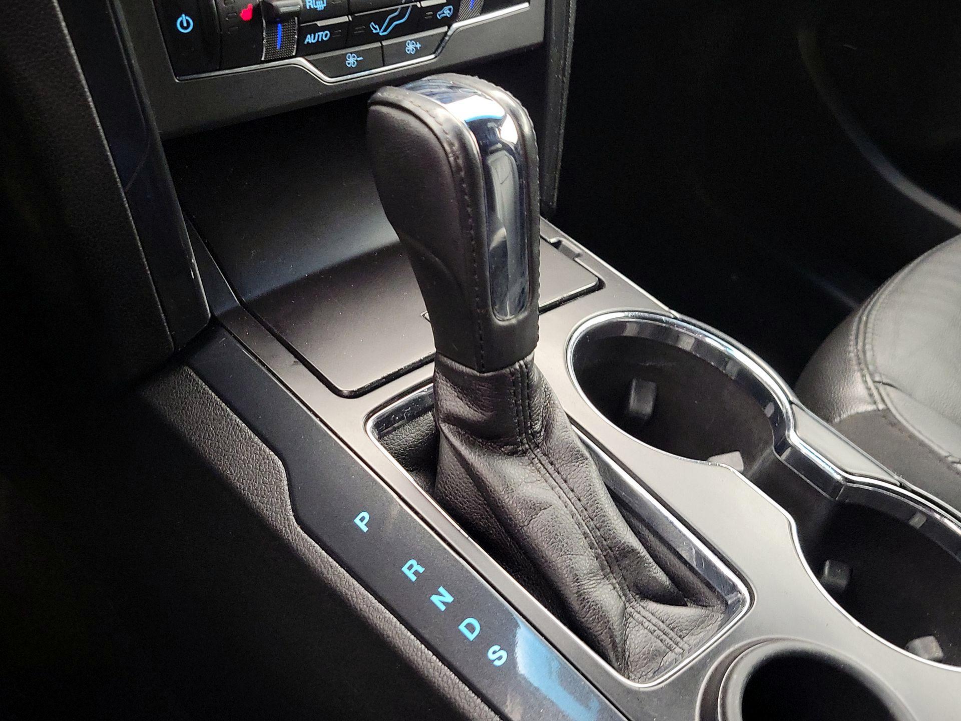 Thumbnail: 2017 Ford Explorer - 18