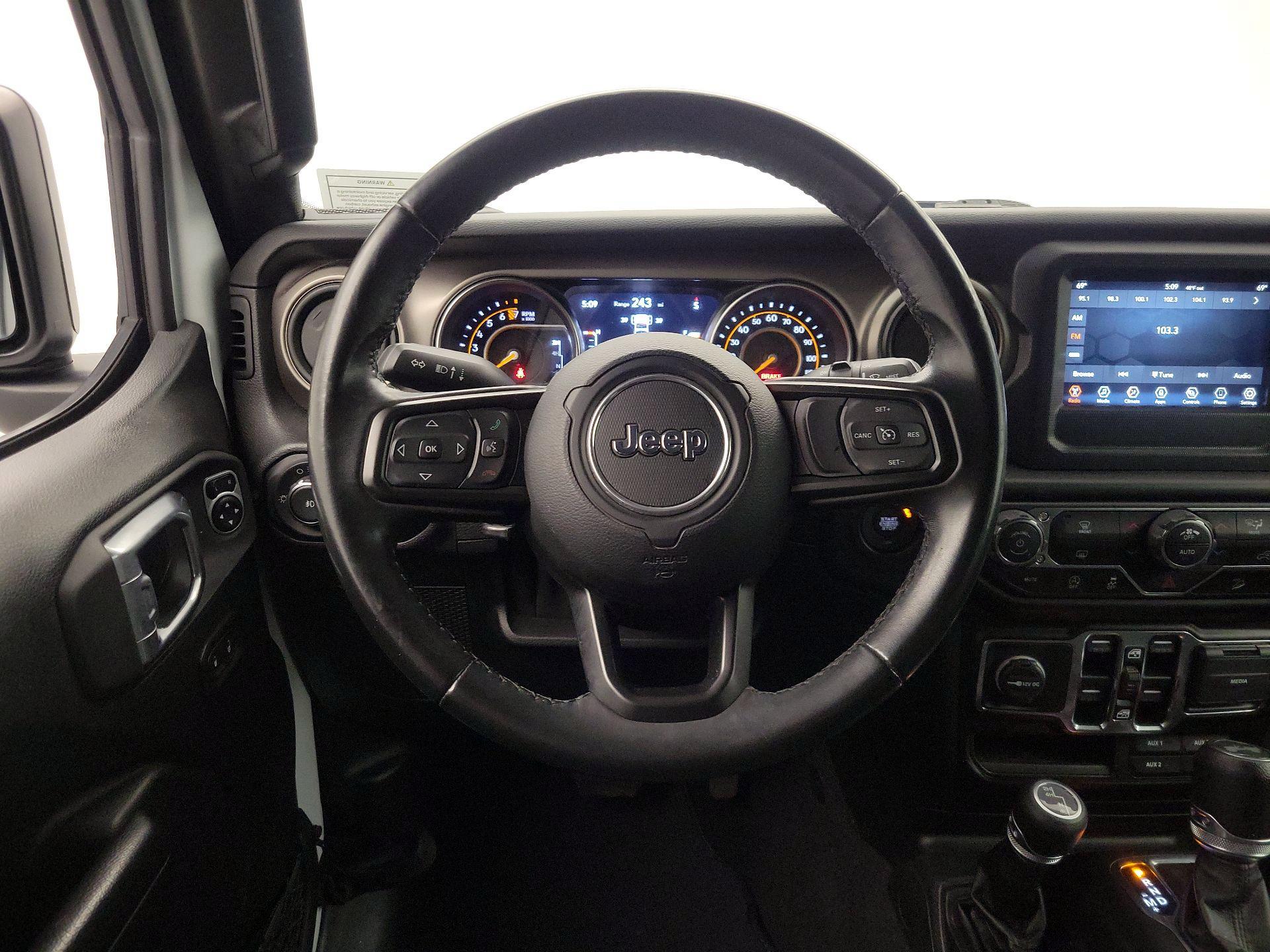 Thumbnail: 2021 Jeep Wrangler - 10