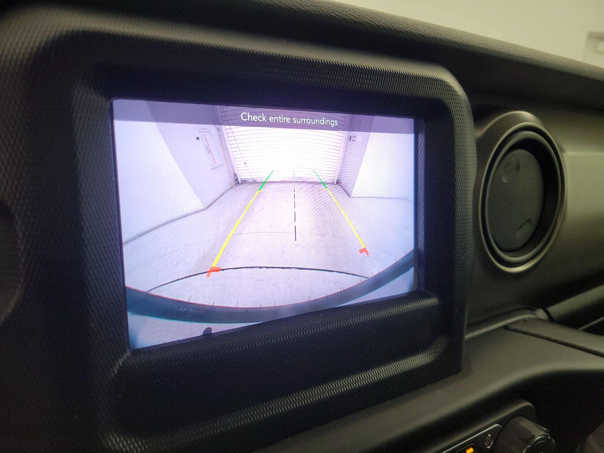 Thumbnail: 2021 Jeep Wrangler - 14