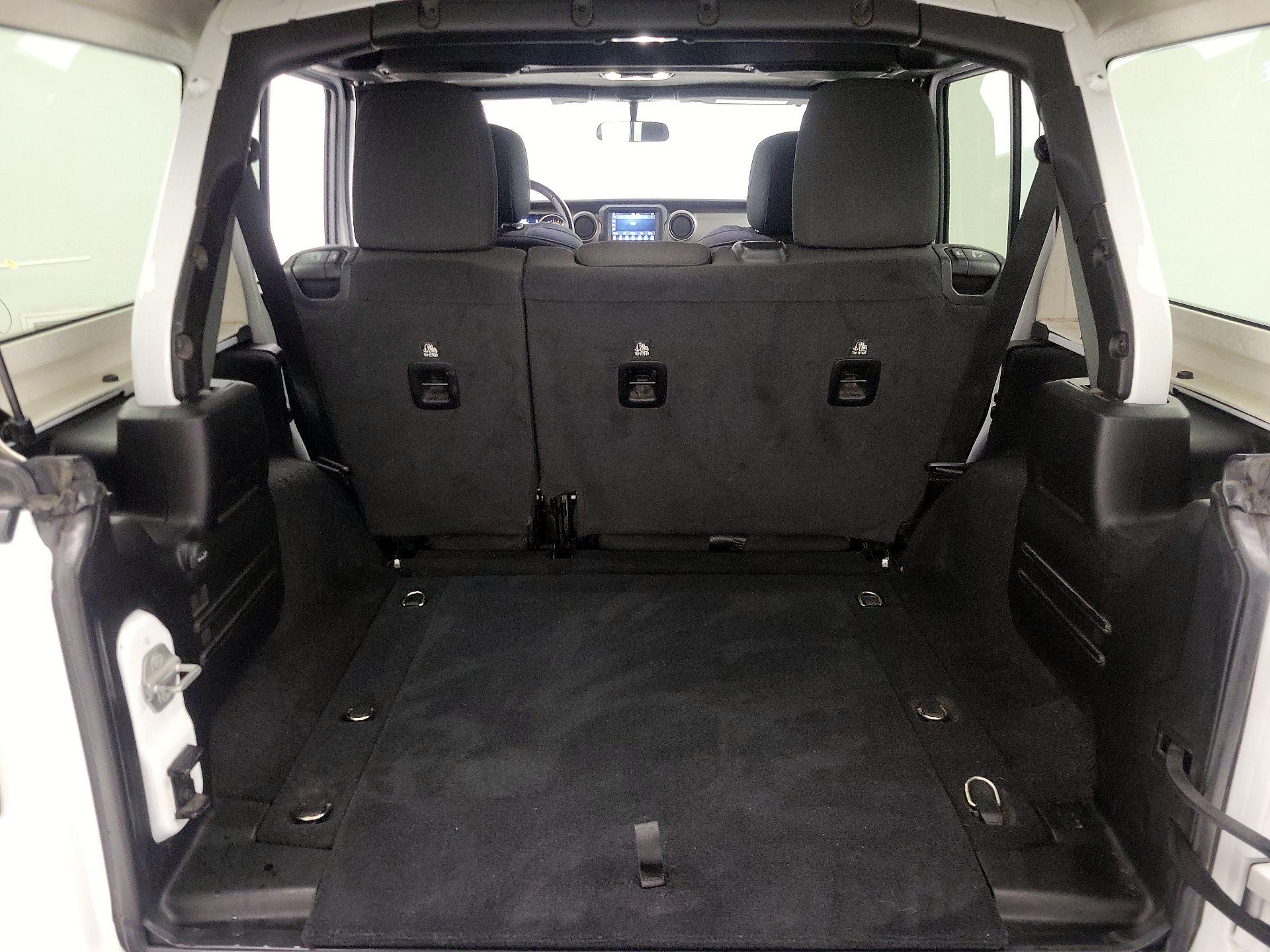 Thumbnail: 2021 Jeep Wrangler - 20