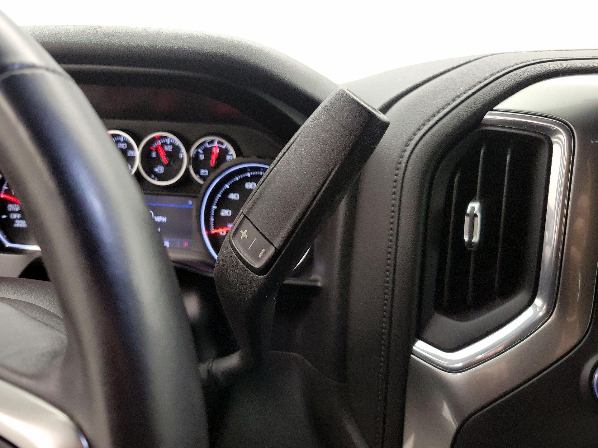 Thumbnail: 2020 Chevrolet Silverado 1500 - 17