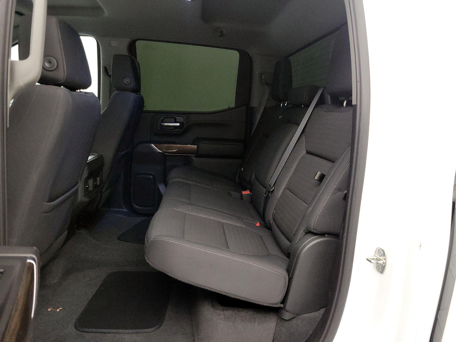 Thumbnail: 2020 Chevrolet Silverado 1500 - 19