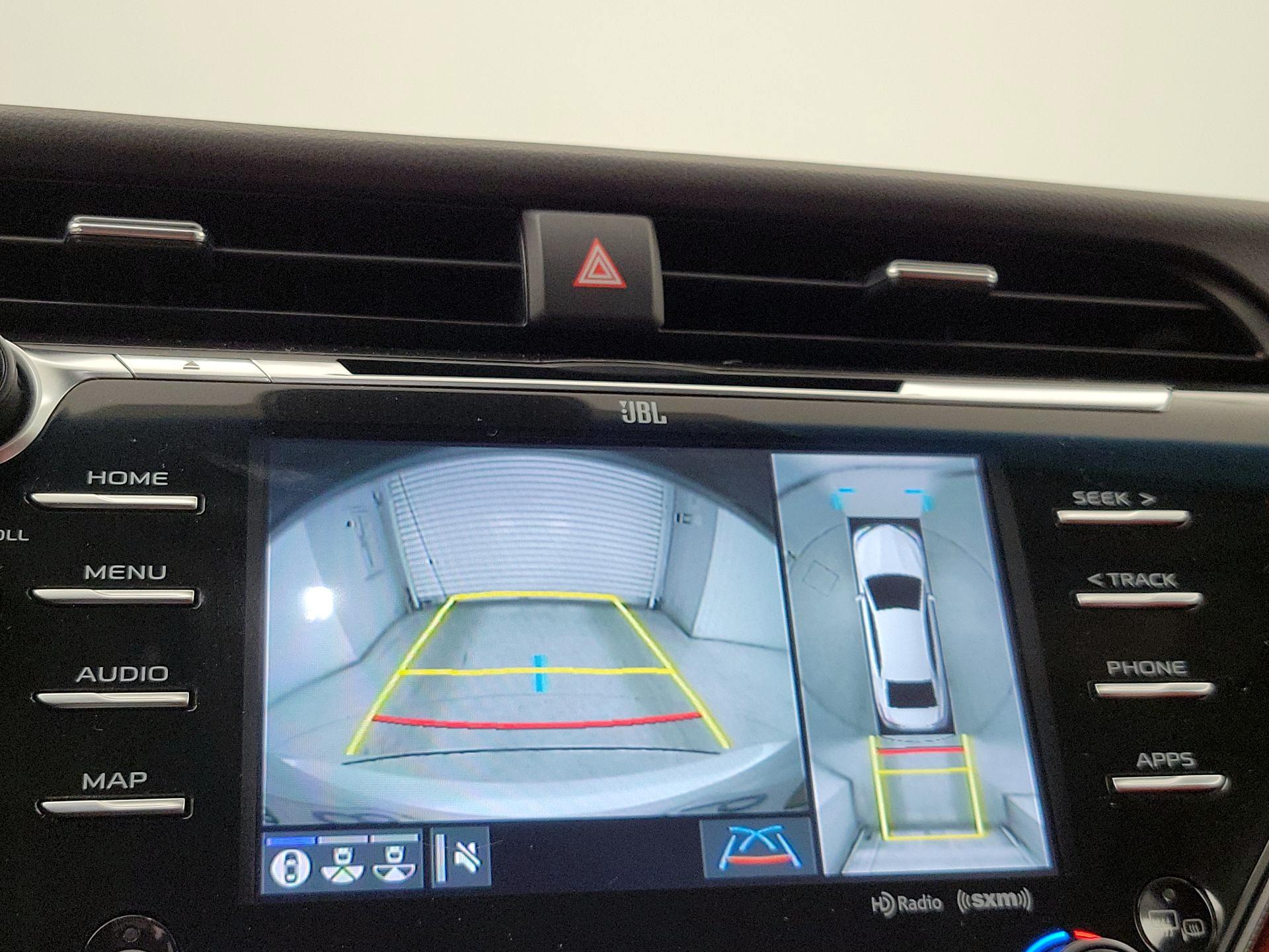 Thumbnail: 2020 Toyota Camry - 15