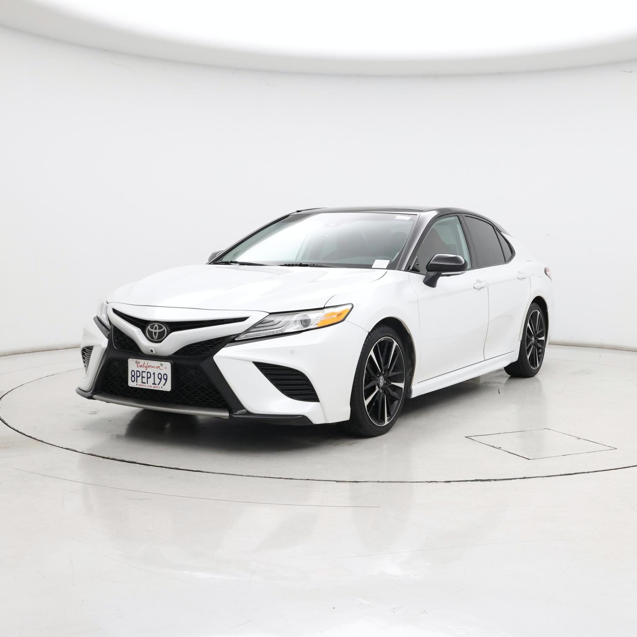 Thumbnail: 2020 Toyota Camry - 4