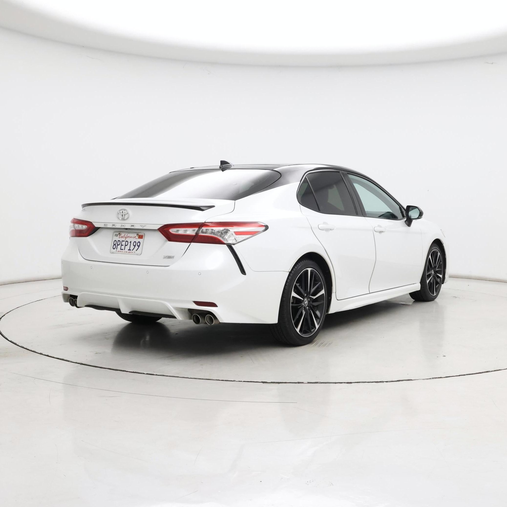 Thumbnail: 2020 Toyota Camry - 8