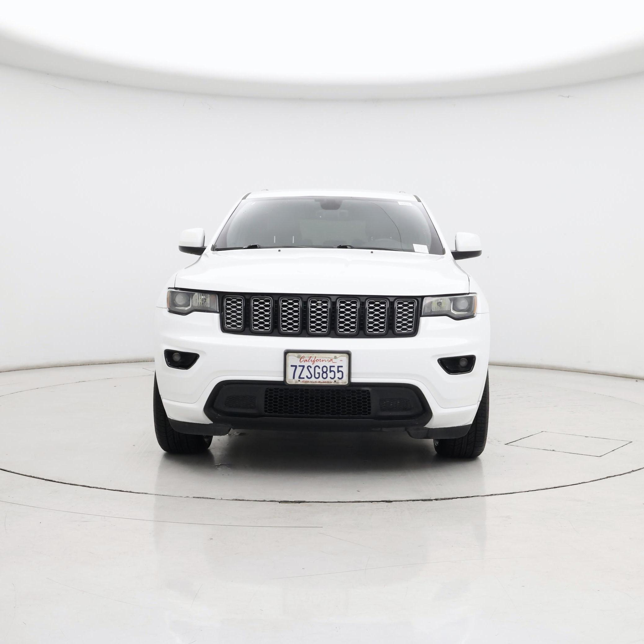 Thumbnail: 2017 Jeep Grand Cherokee - 5