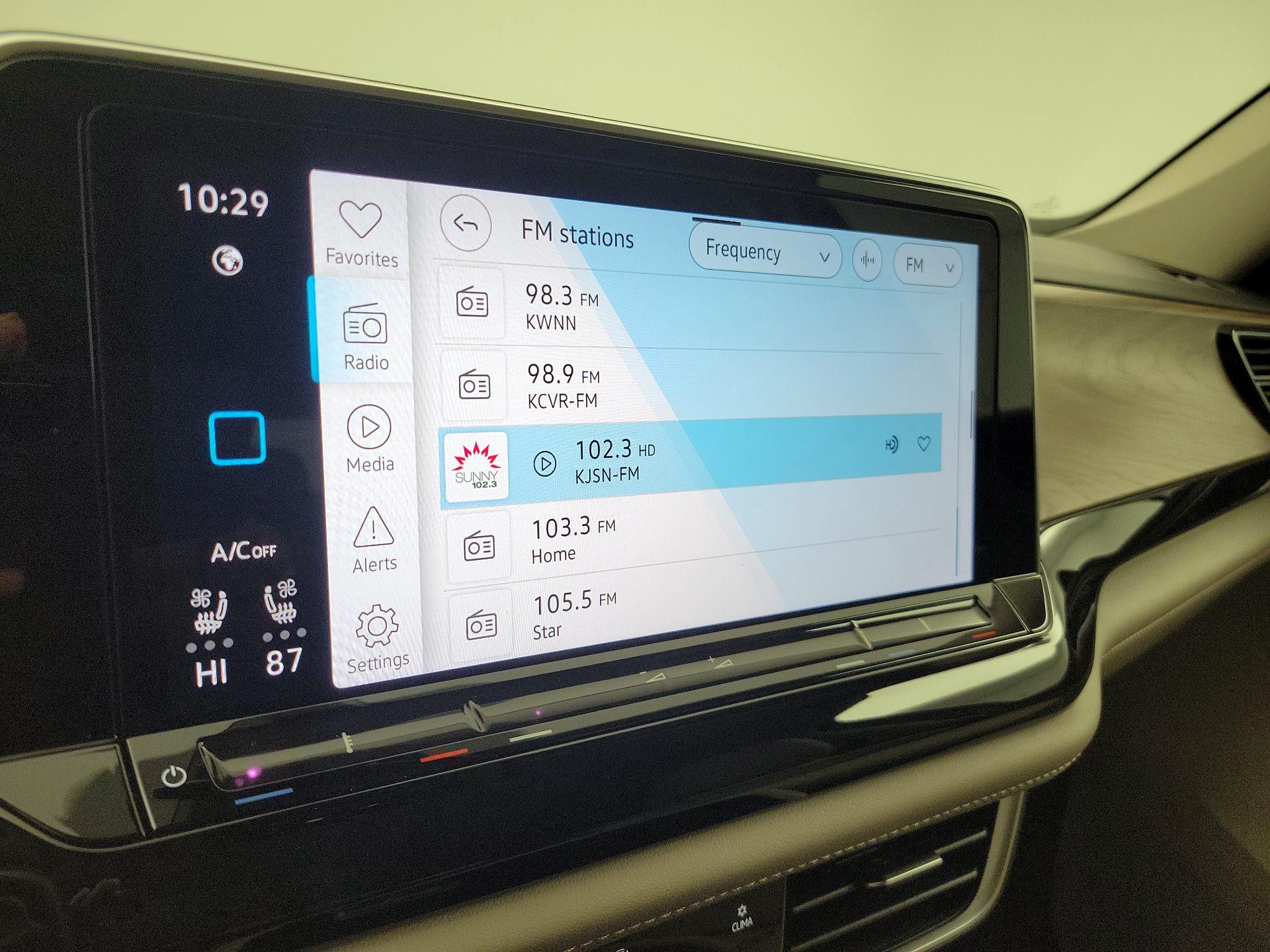 Thumbnail: 2024 Volkswagen Atlas - 15