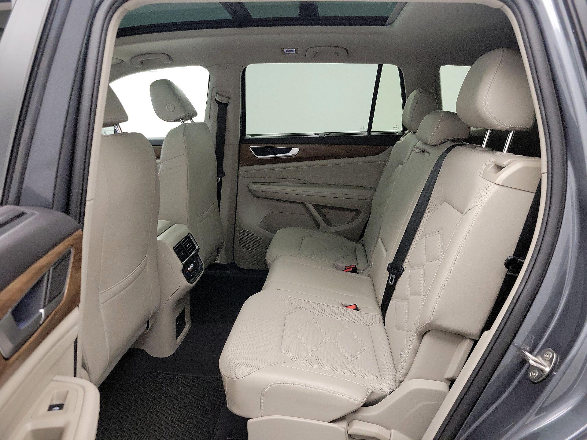 Thumbnail: 2024 Volkswagen Atlas - 20