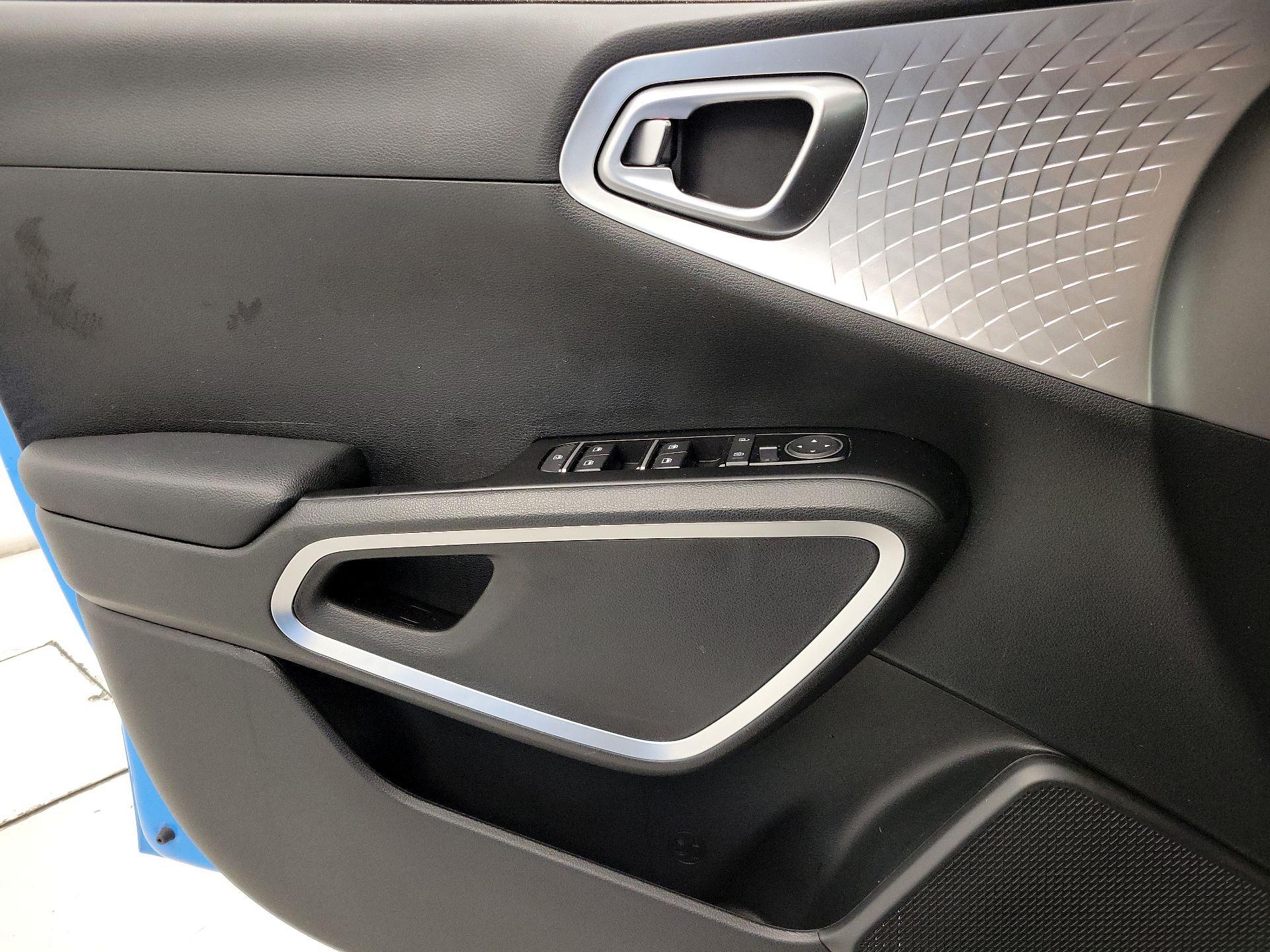 Thumbnail: 2024 Kia Soul - 12